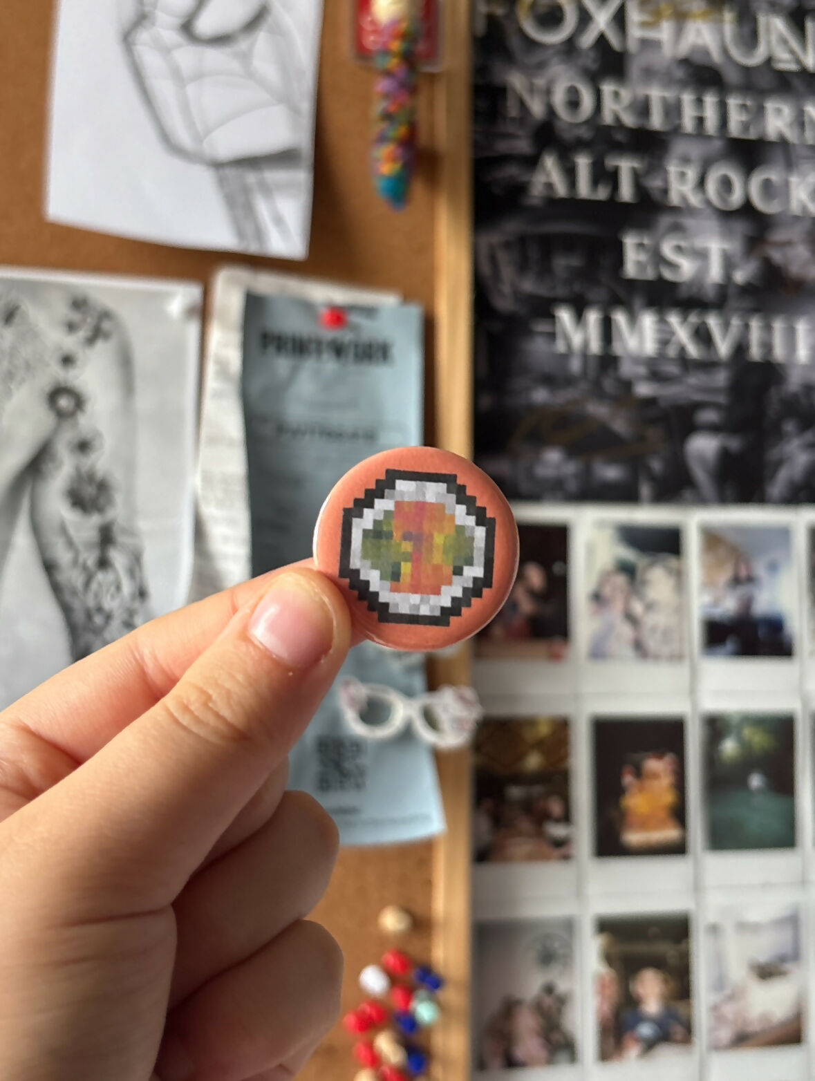 Pixel Salmon Sushi Pin Badge - Variant 1
