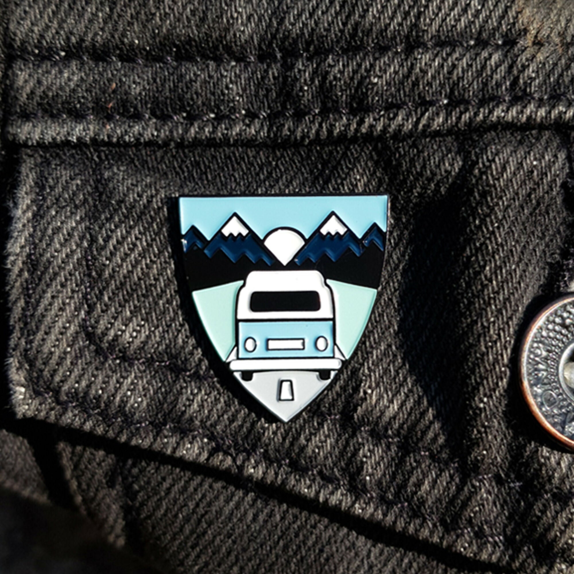 Campervan, Pin Badge