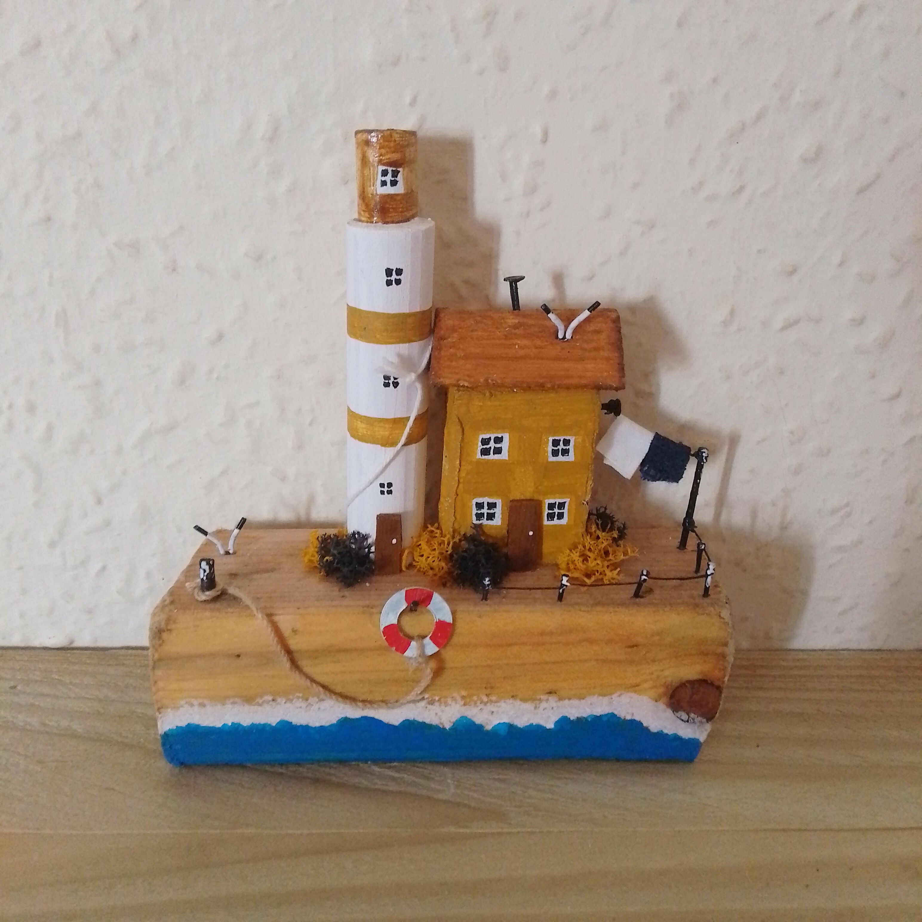 Lighthouse/Cottage/Washing Line
