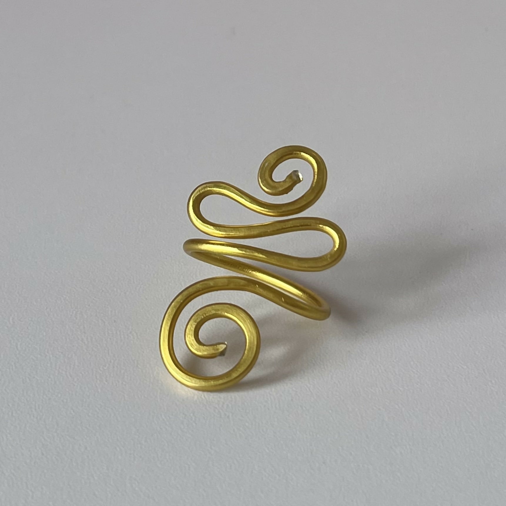 Whimsical Swirling Aluminium Adjustable Ring In Gold
