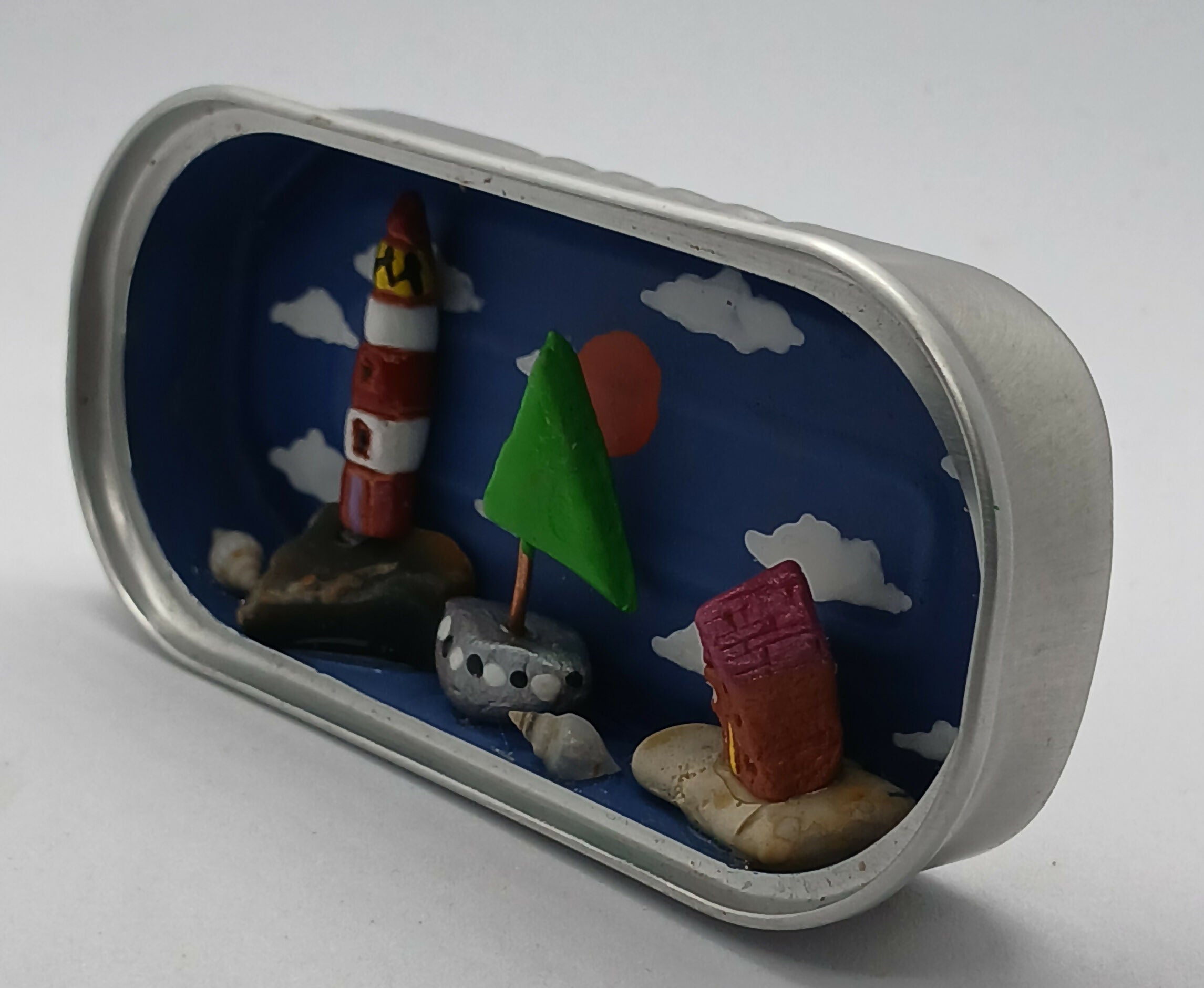 Mini Coastal Scene Diorama Tin