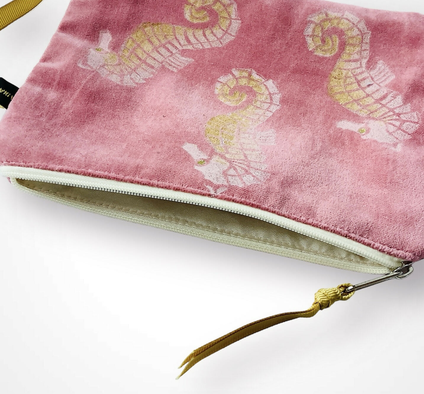 Dusty Pink Seahorses Velvet Zip-Up Pouch with Wrist Strap