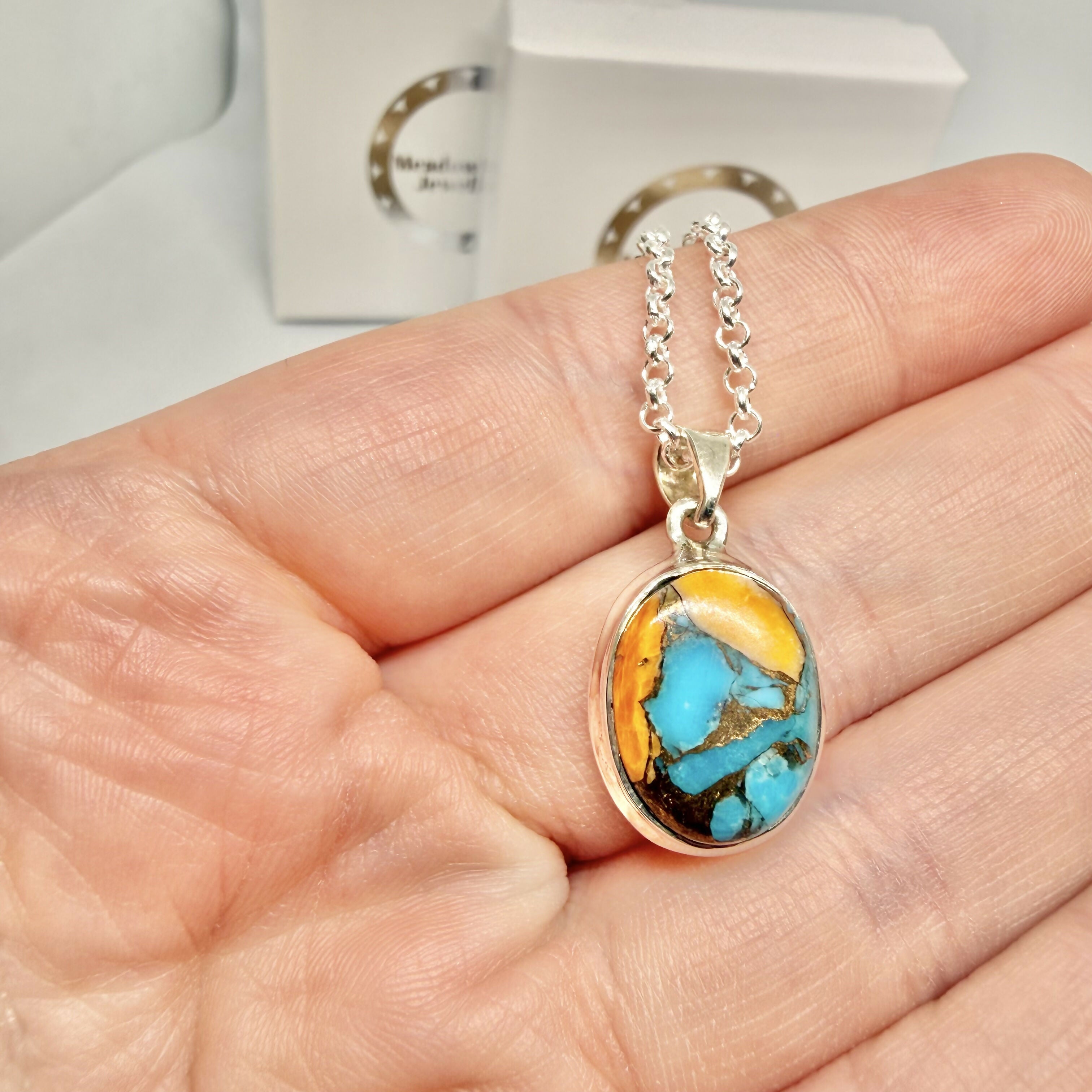 OYSTER TURQUOISE NECKLACE