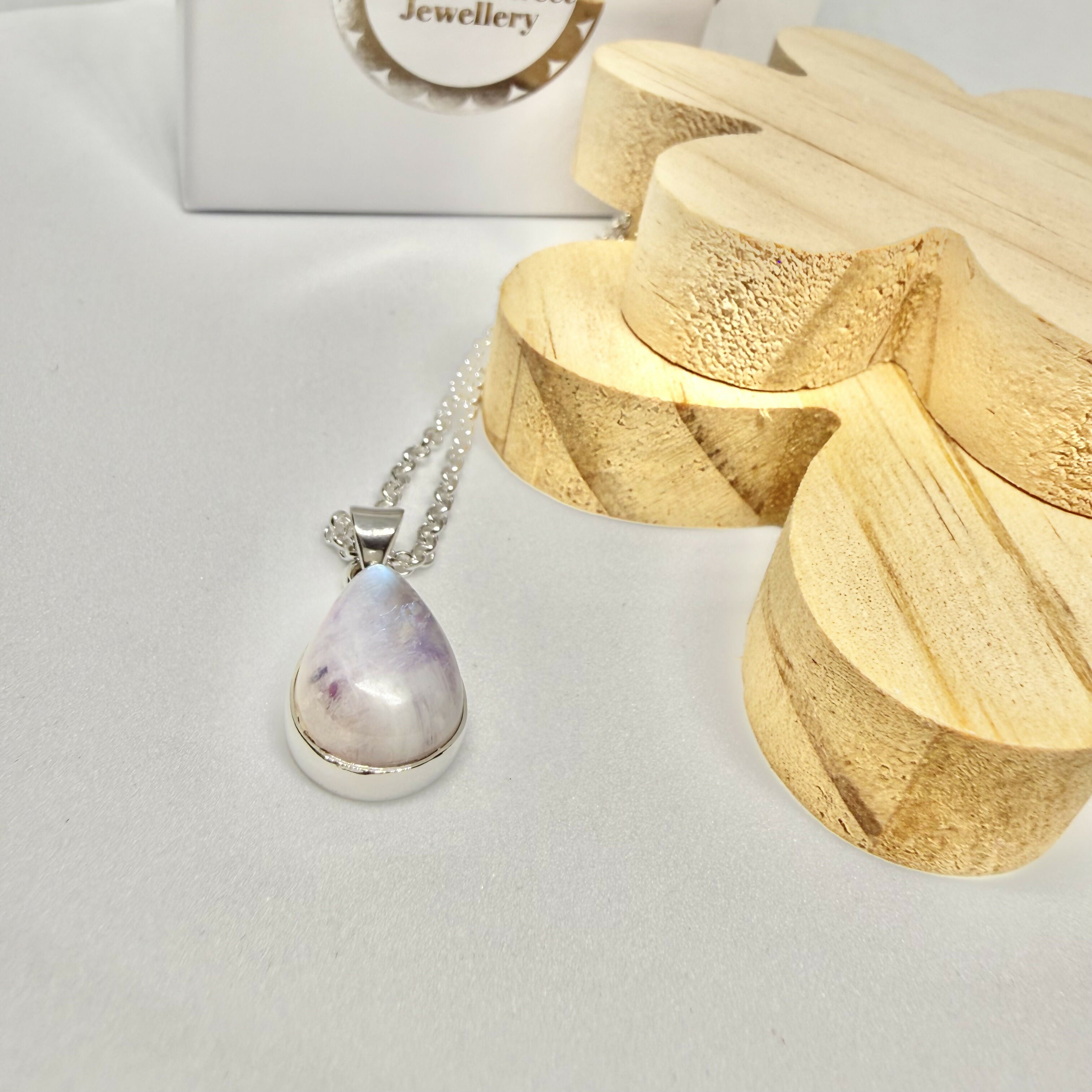 PINK MOONSTONE NECKLACE