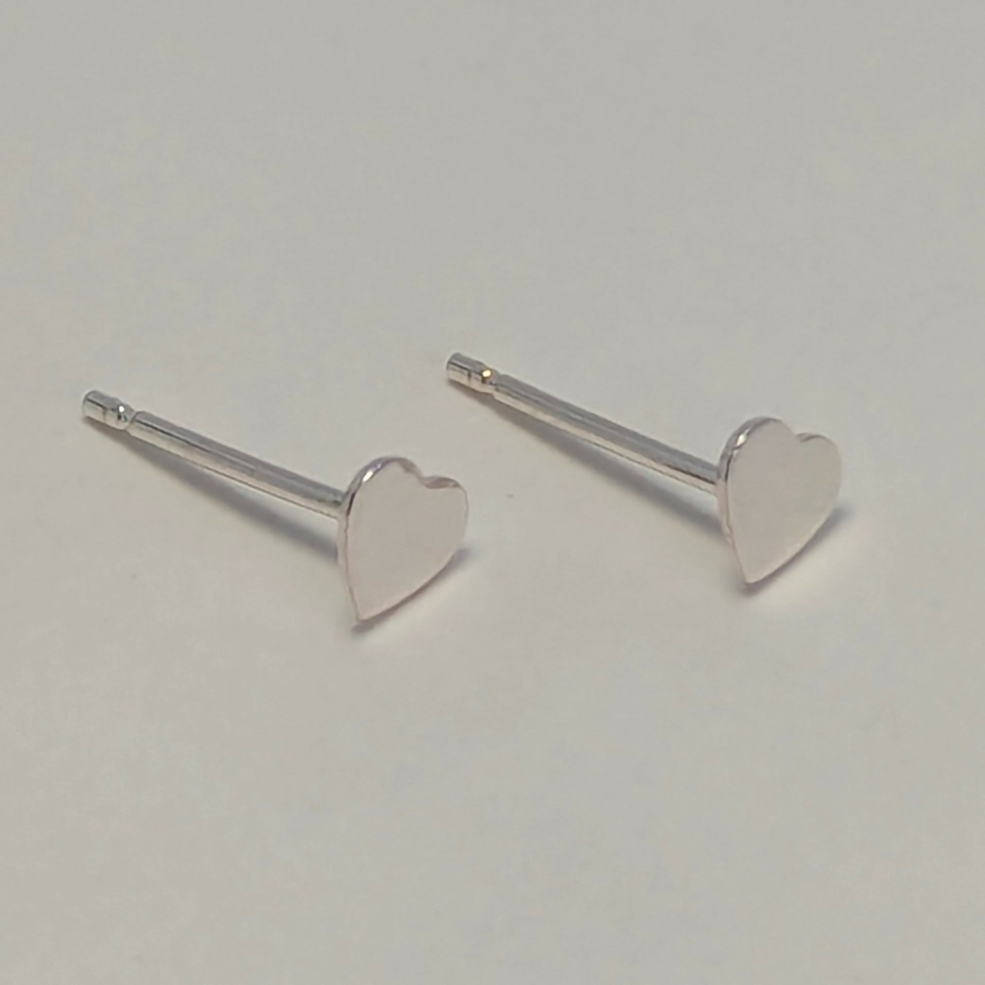 'Queen' Sterling Silver Tiny Heart Stud Earring