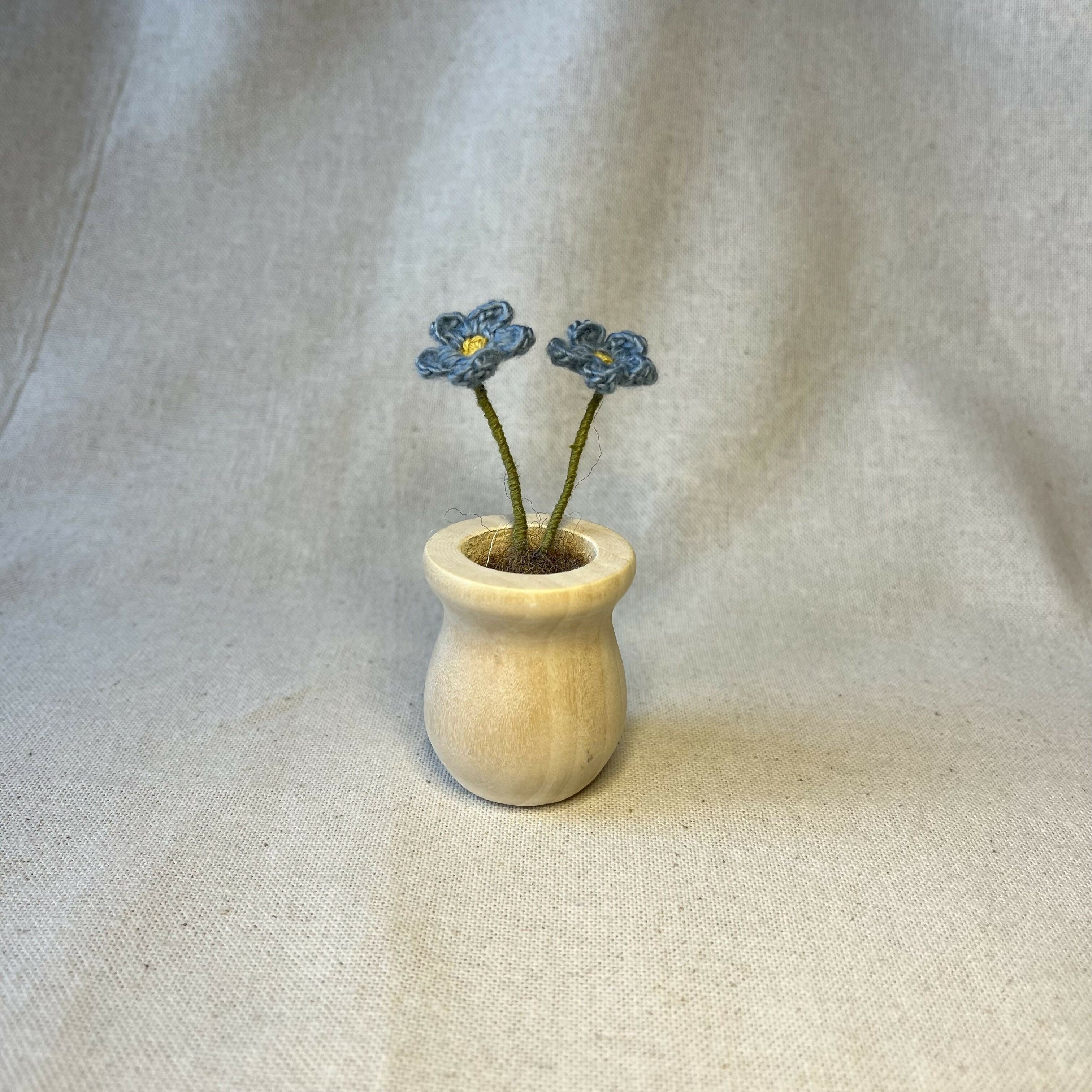 Miniature flower vase