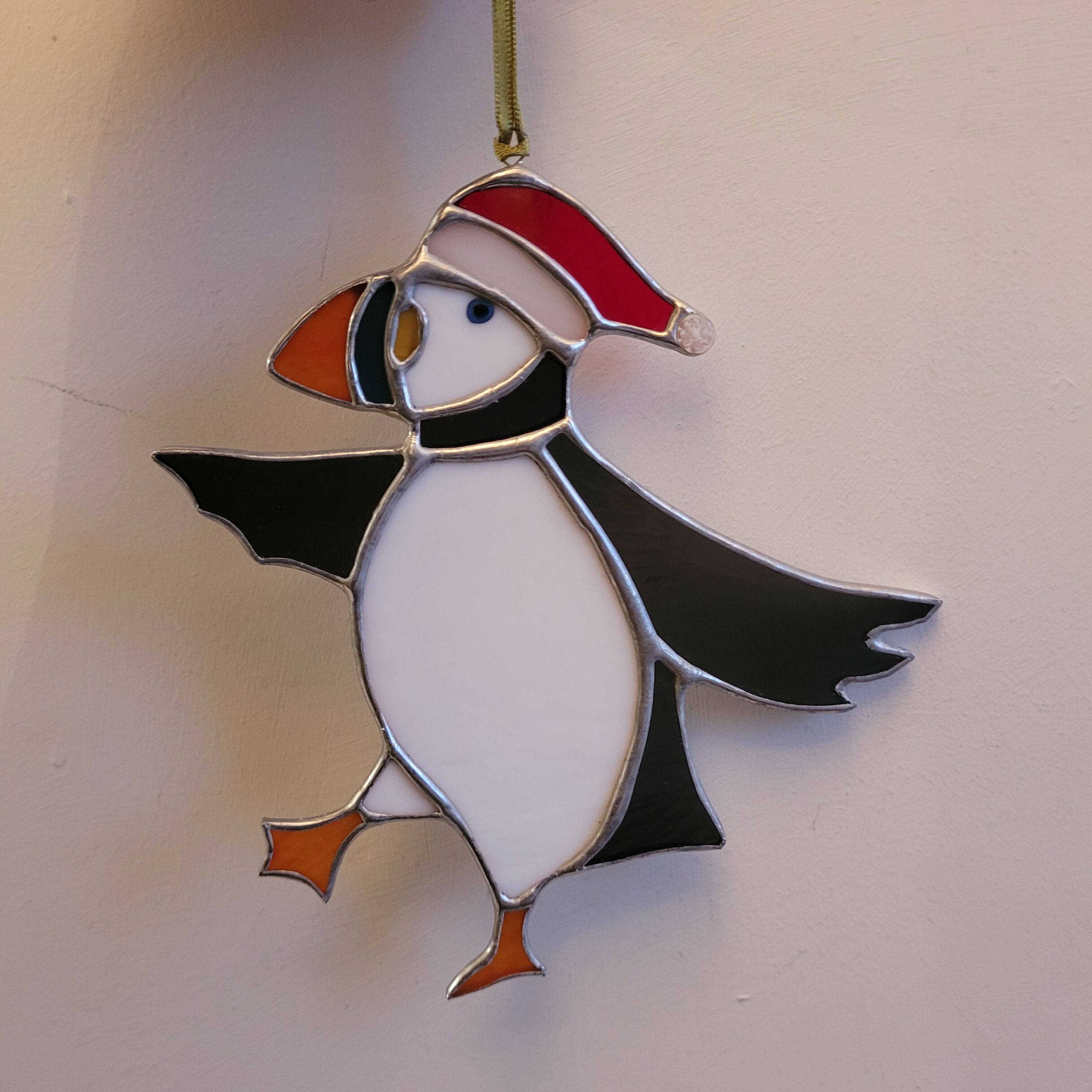Glass Christmas Dancing Puffin