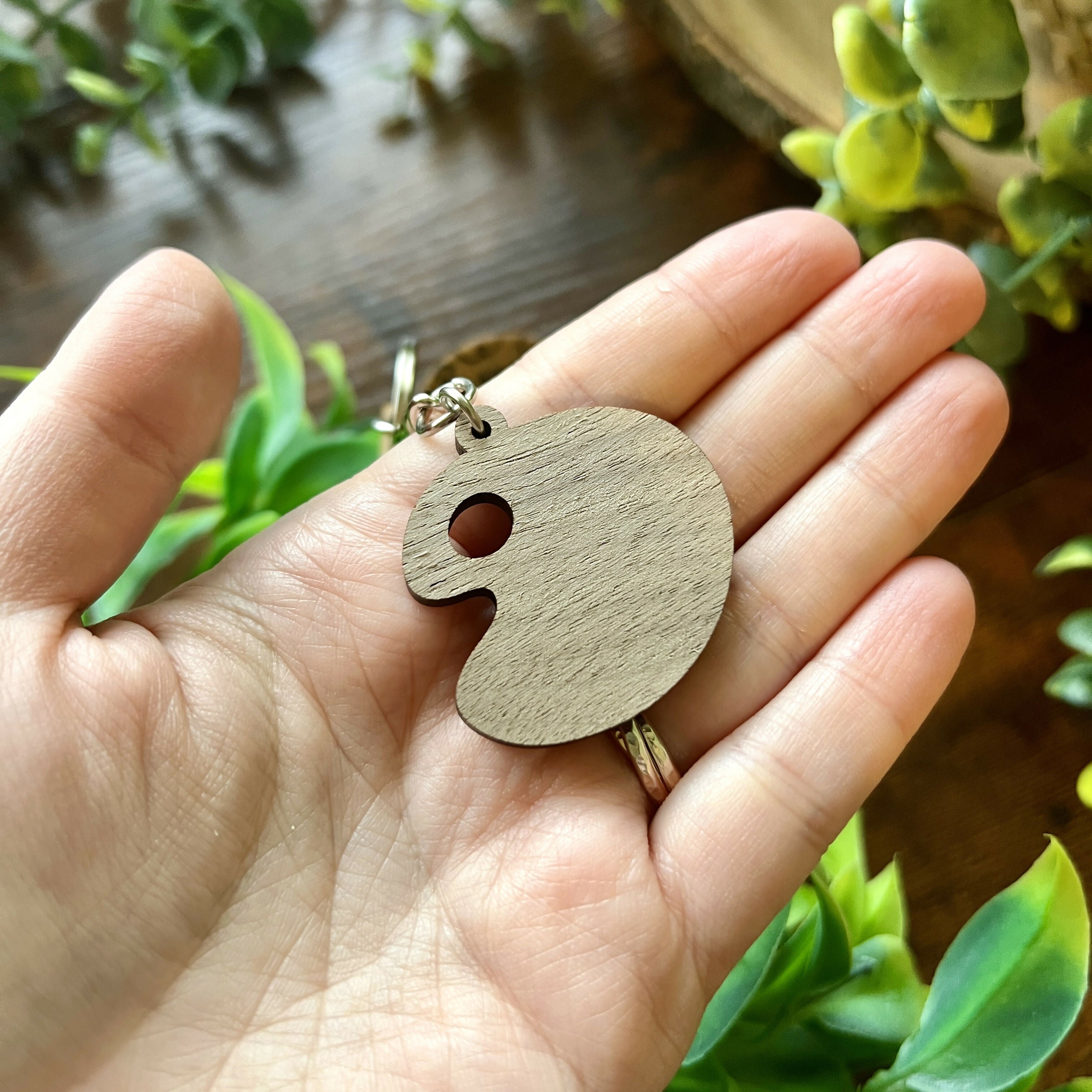 Classic Paint Palette Wooden Keyring