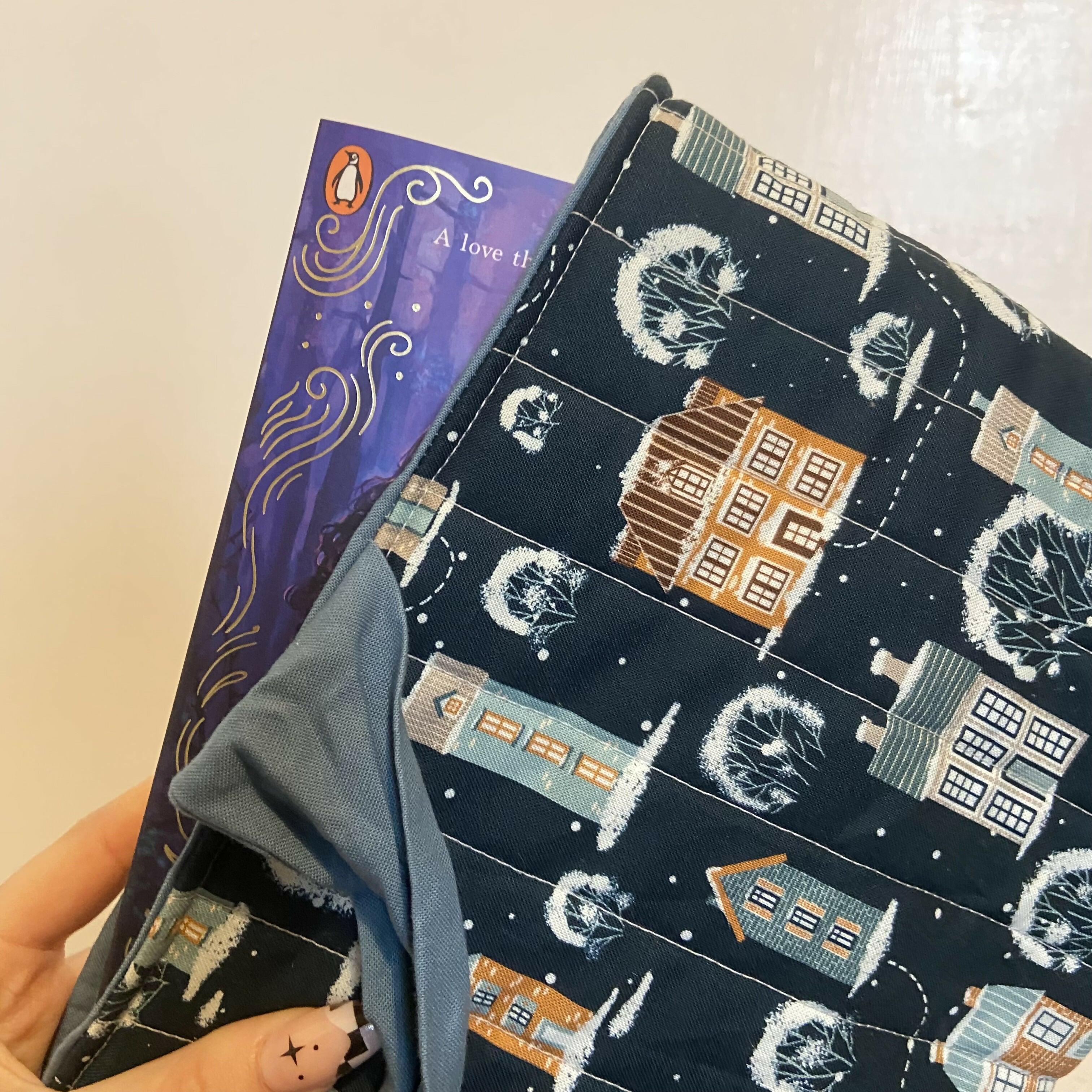 Snowy Houses Book Pouch