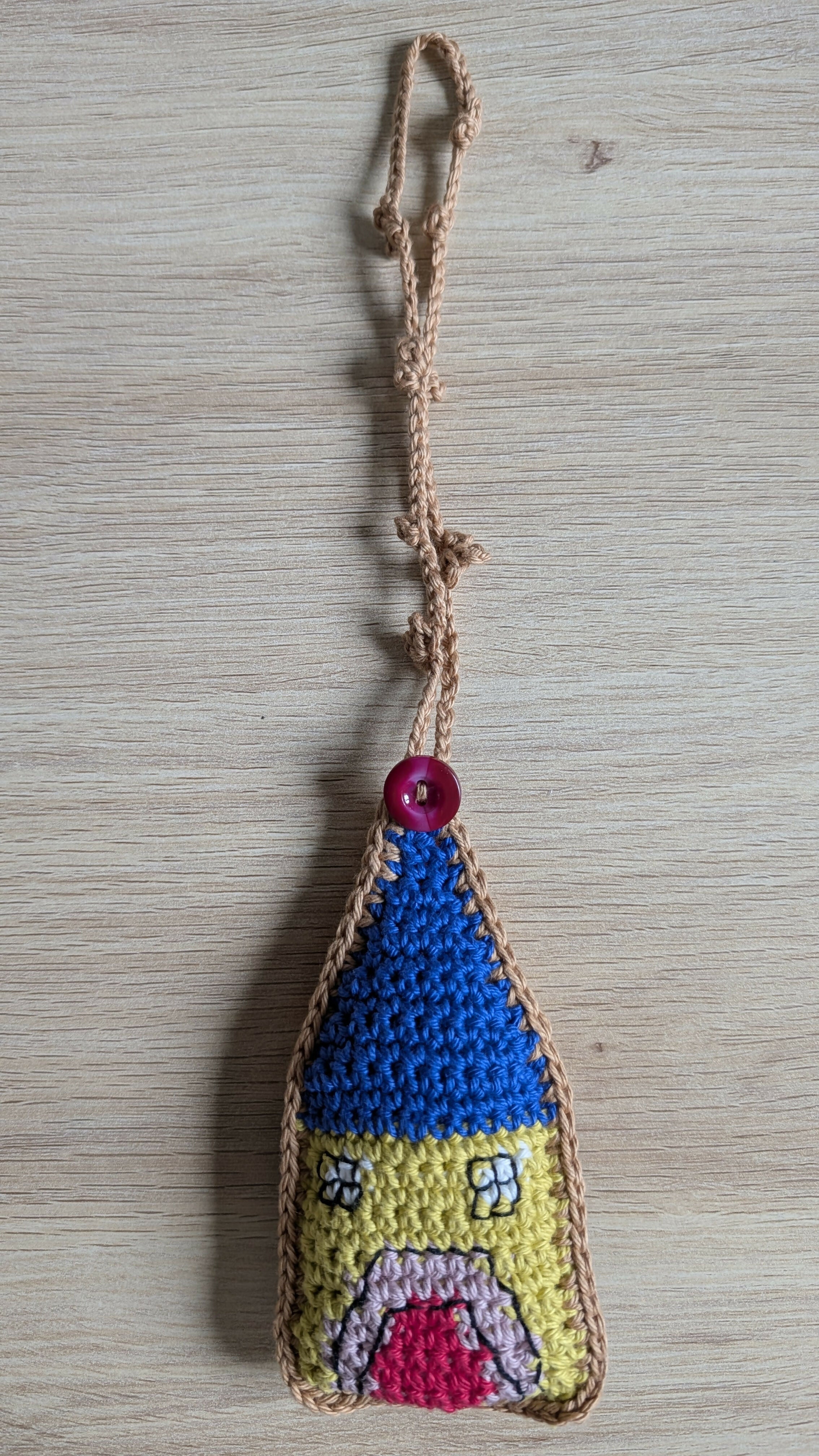 Tiny House (camel & blue)