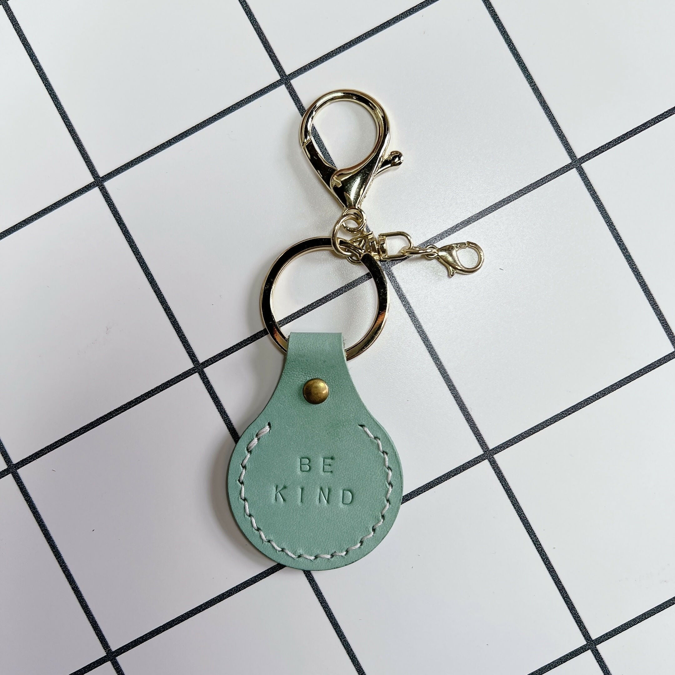 Curved Leather Keyring - BE KIND