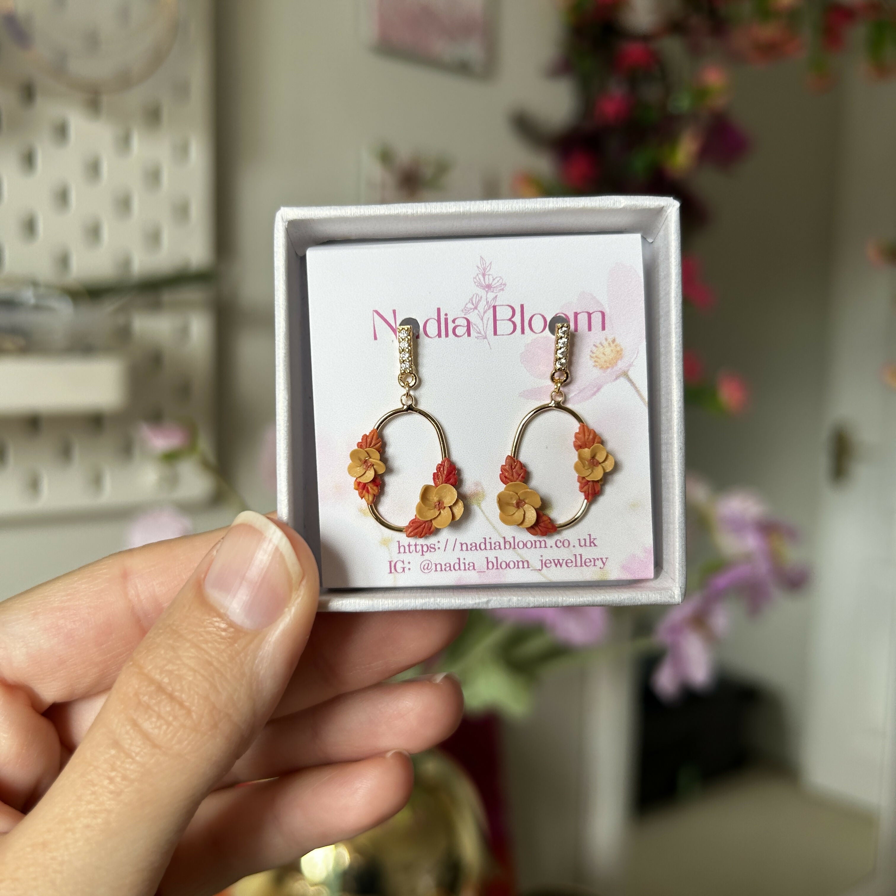 Autumn flowers oval earrings