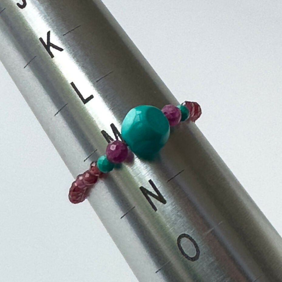 HEALING CRYSTAL STRETCH RING TO HELP WITH COURAGE
