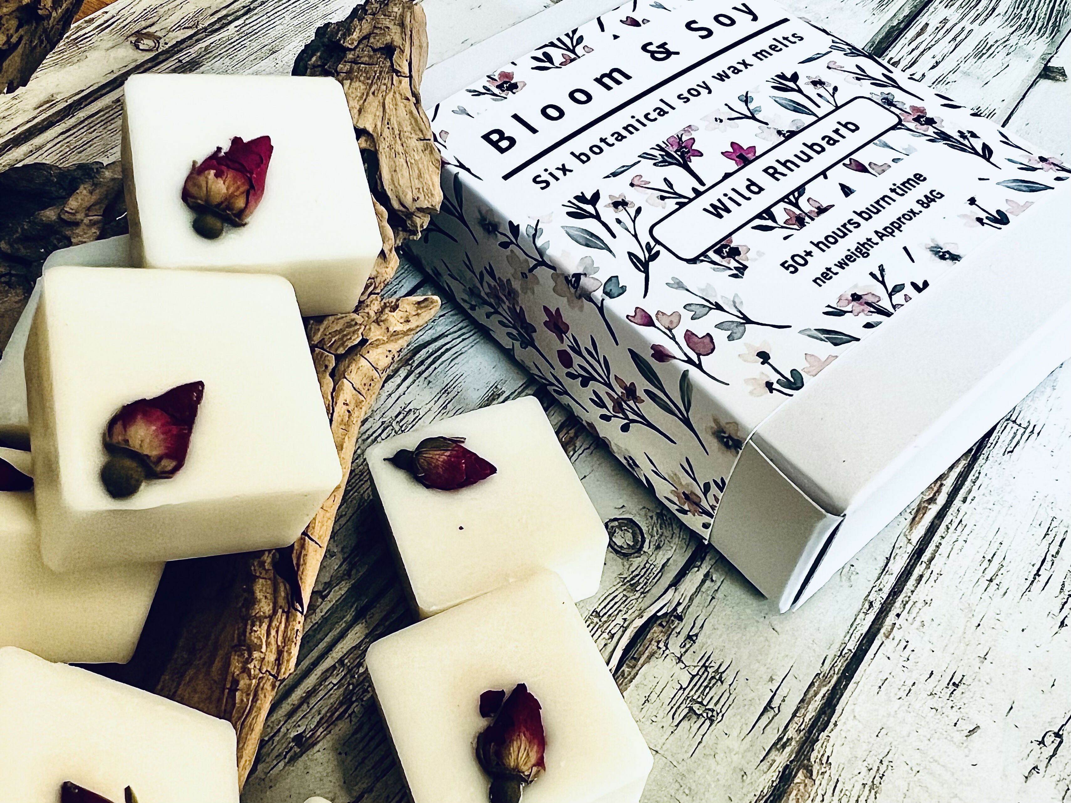 SIX BOTANICAL SOY WAX MELTS IN GIFT BOX