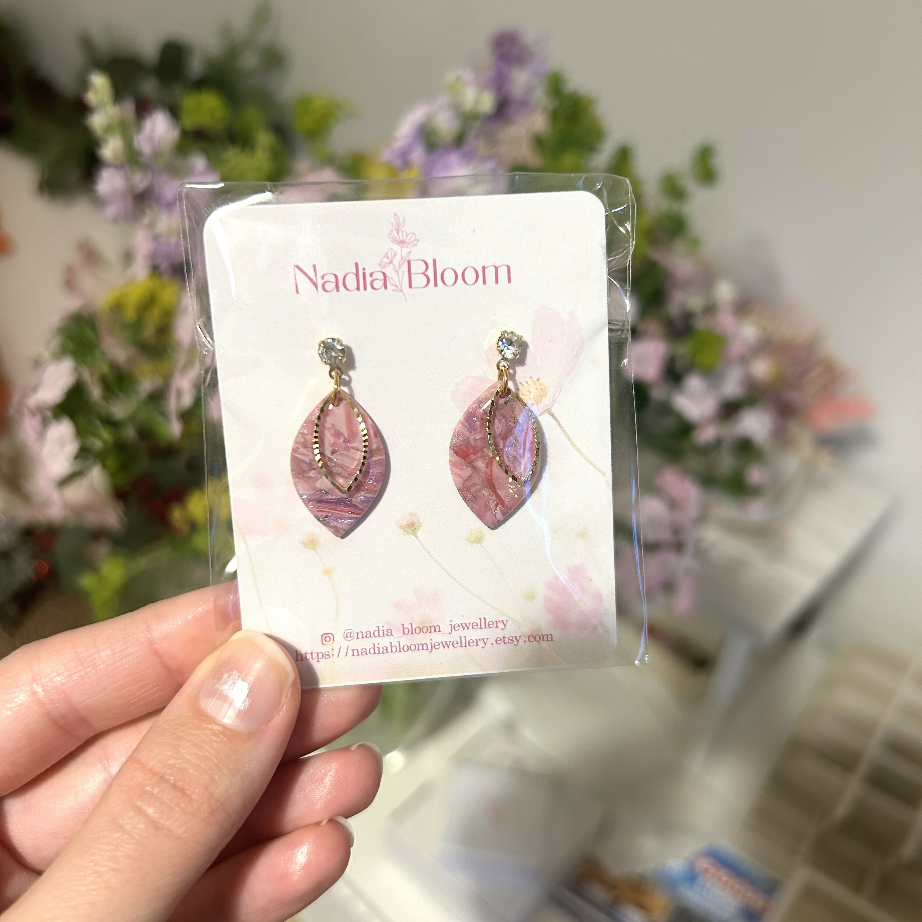 Pink Marble Pattern Oval Earrings