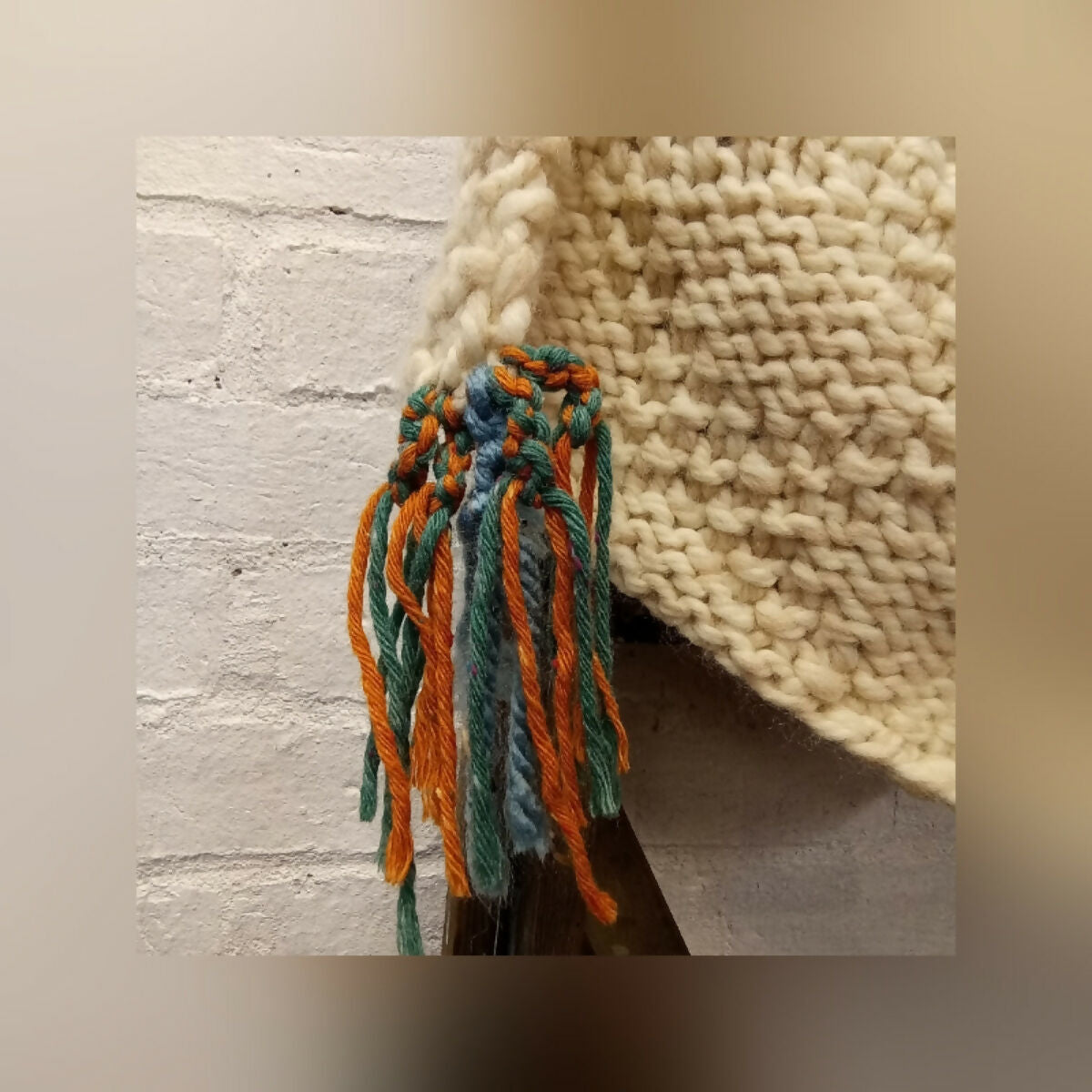 PEOKO HAND KNITTED NECK WARMER