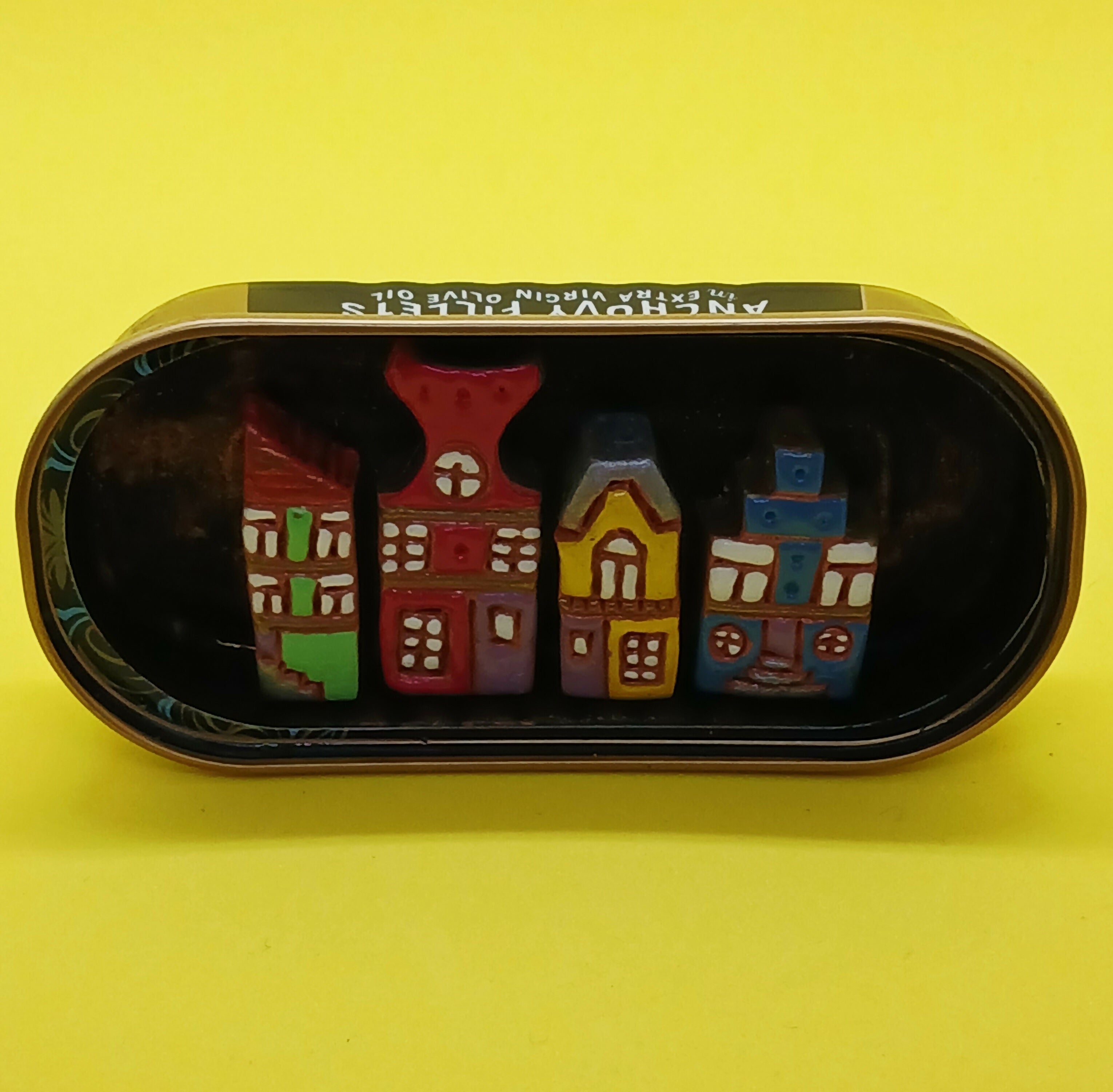 Dutch House Row Anchovy Tin