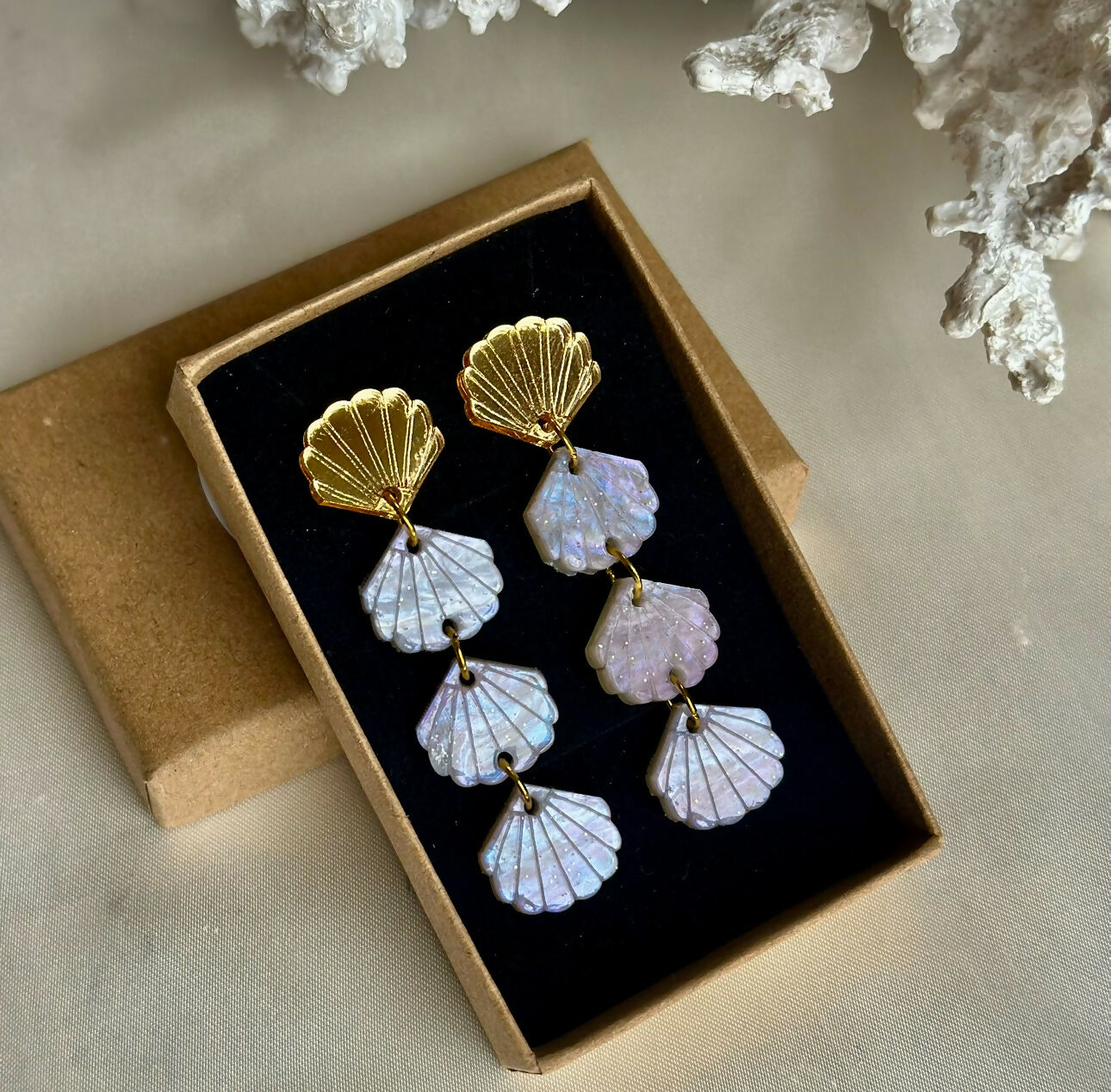 Shell Garland earrings with stud