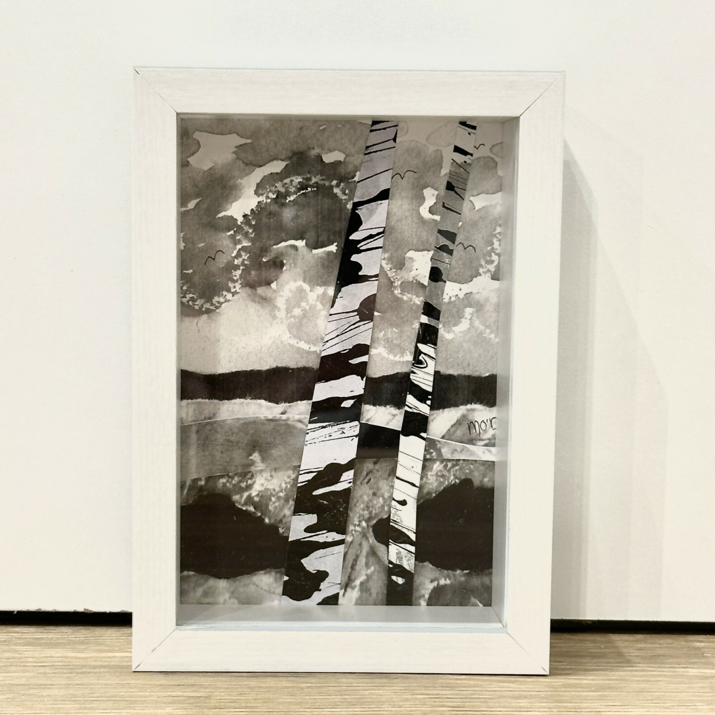 Winter Print 17cm x 12cm Framed (White)