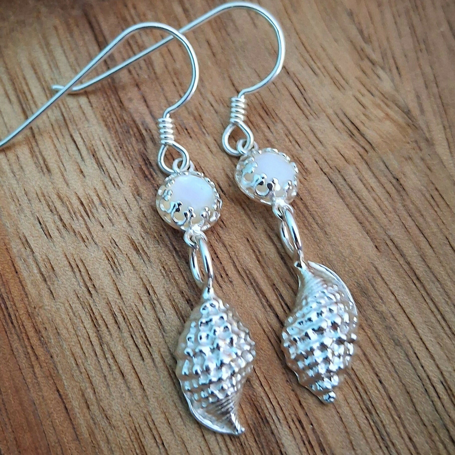 Handmade Textured Silver Shell Earrings With Mother of Pearl