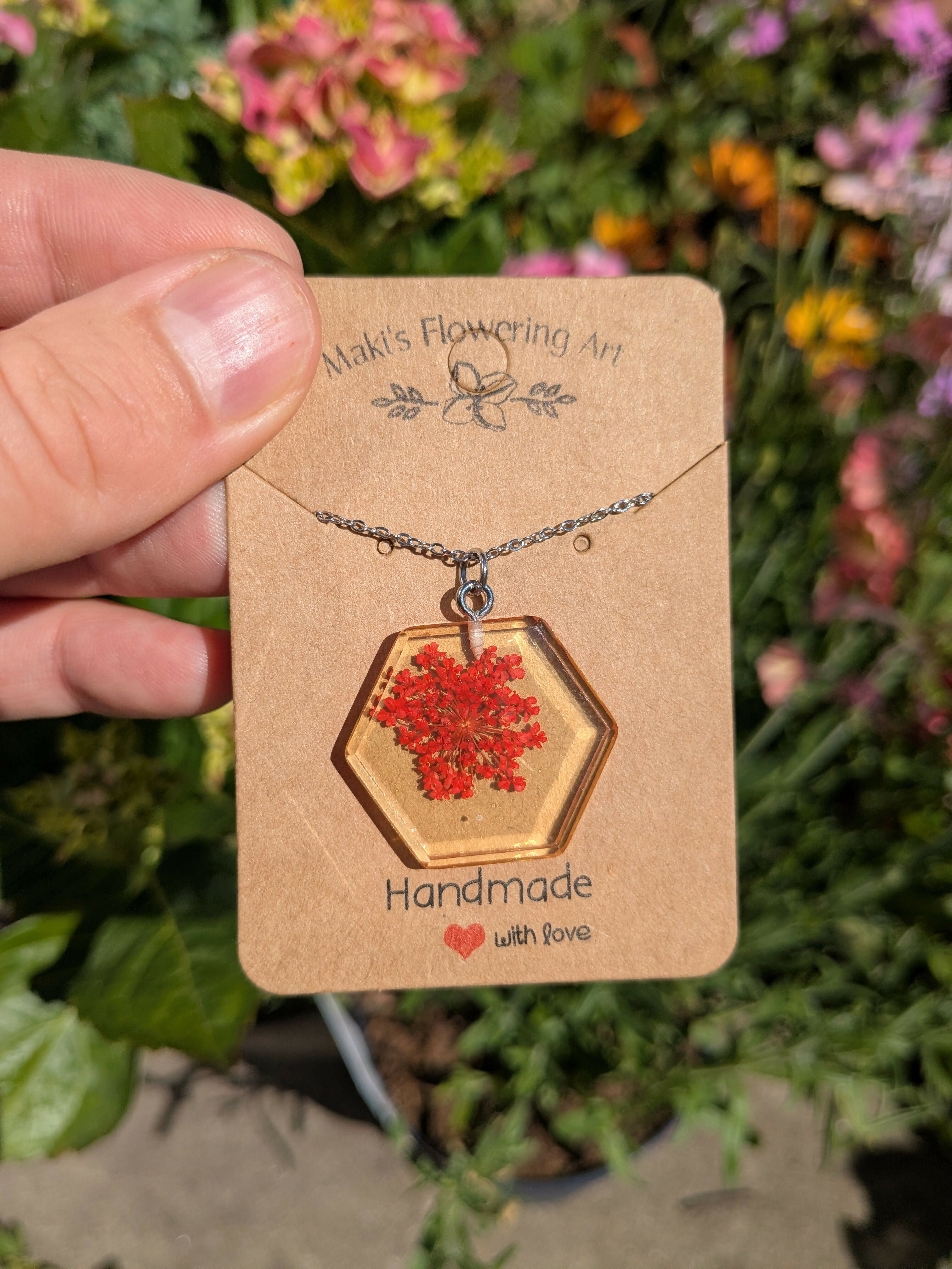RED QUEEN'S LACE NECKLACE