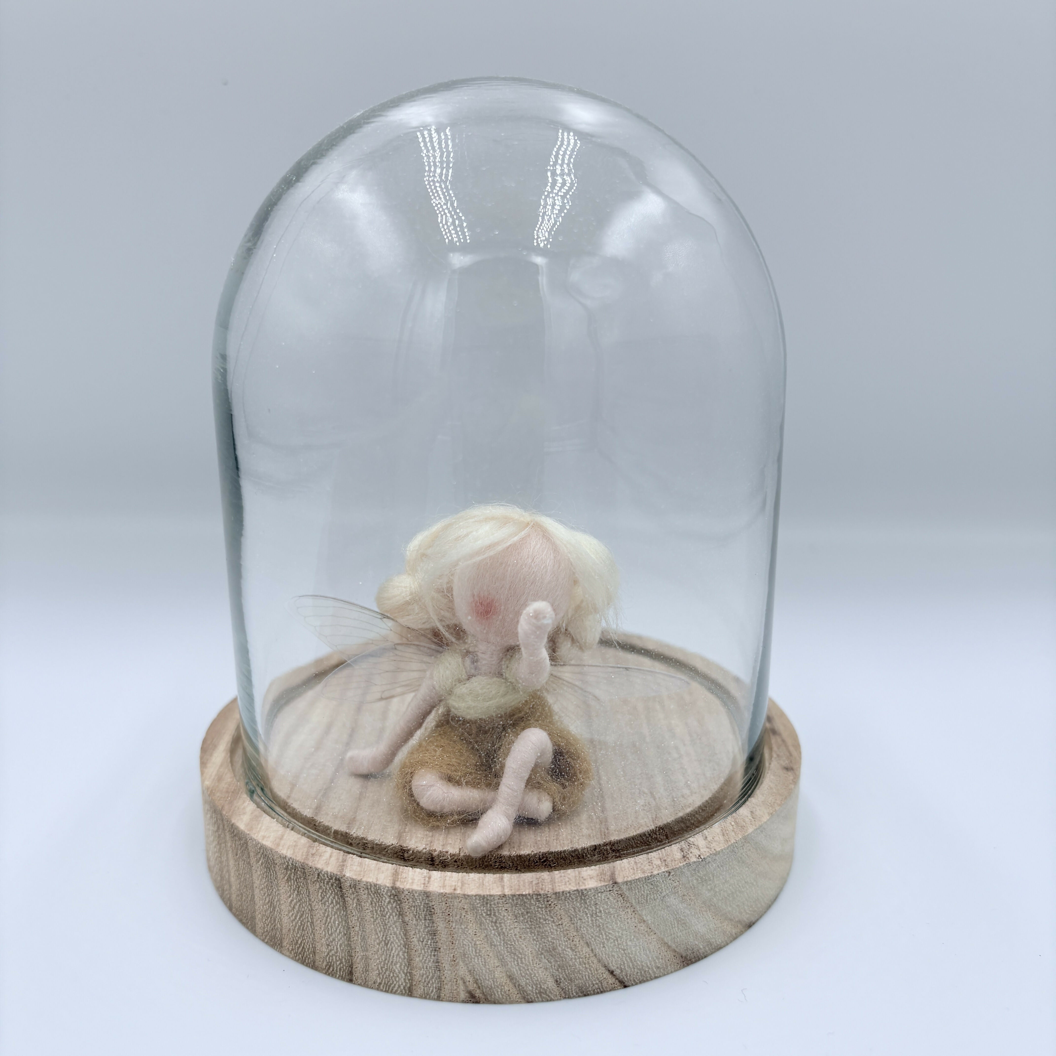 Dome - fairy sitting