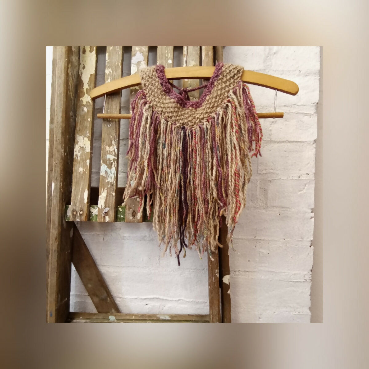 GRETA HAND KNITTED COLLAR BEIGE AND MAUVE