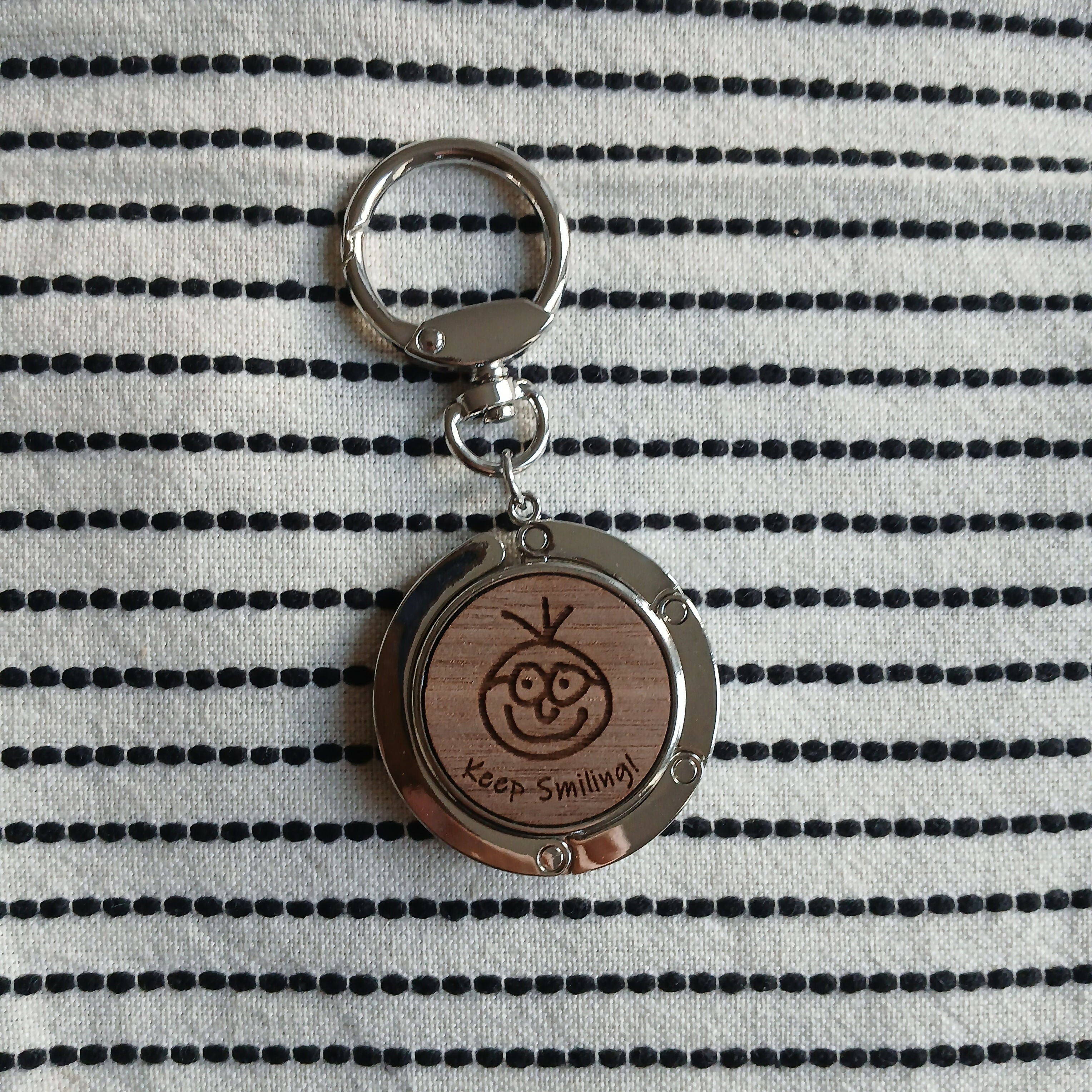 Keep Smiling (boy) Bag Hanger with Key Ring