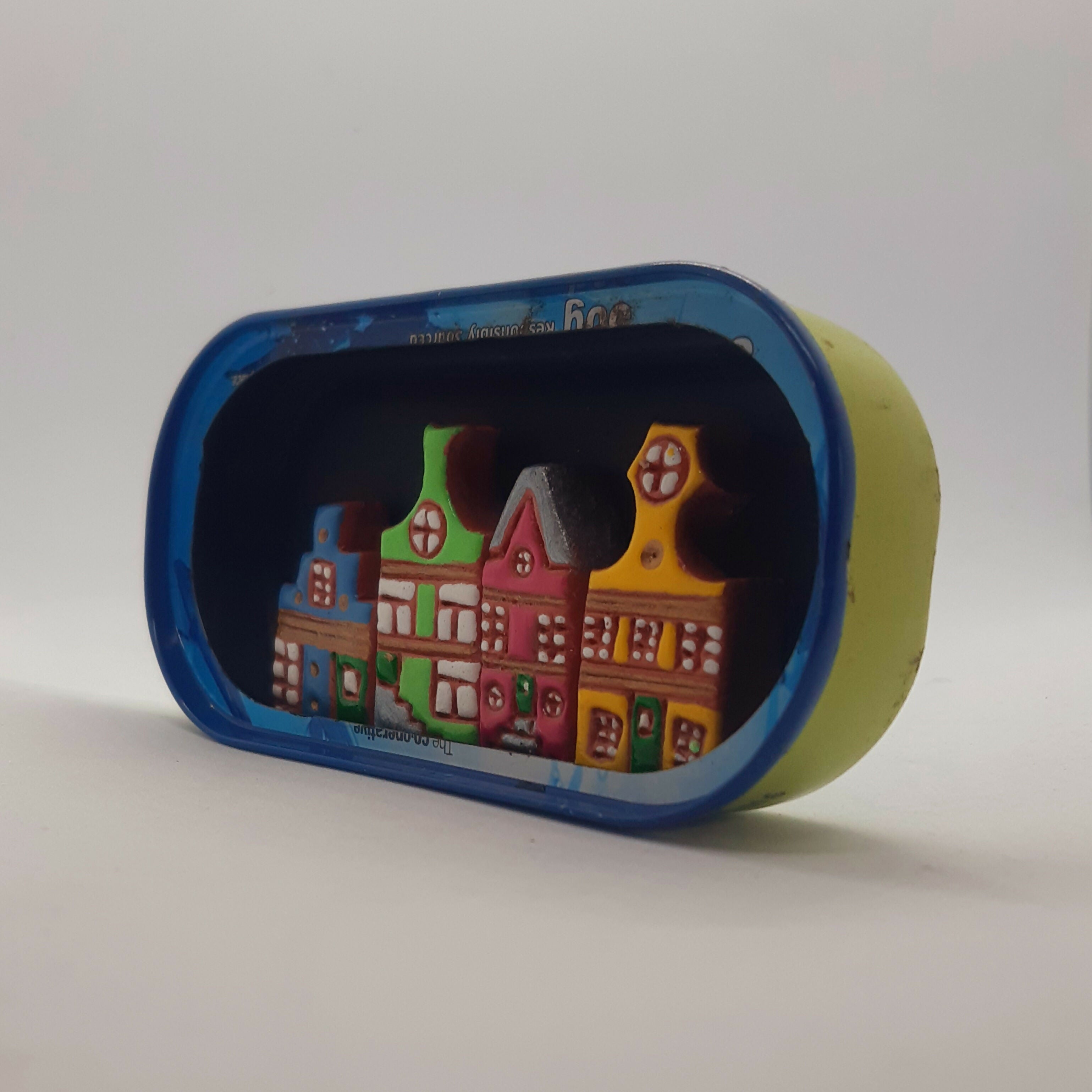 Clay Dutch House Mini Row Tin