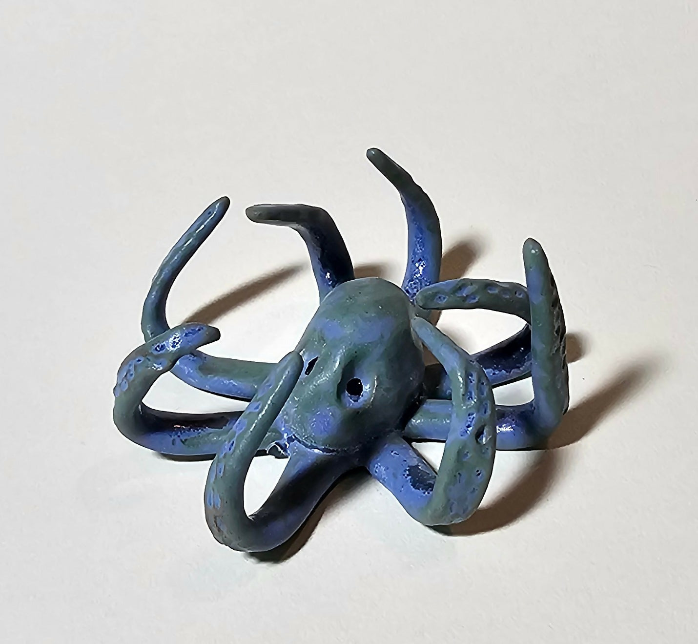 Large blue/green octopus