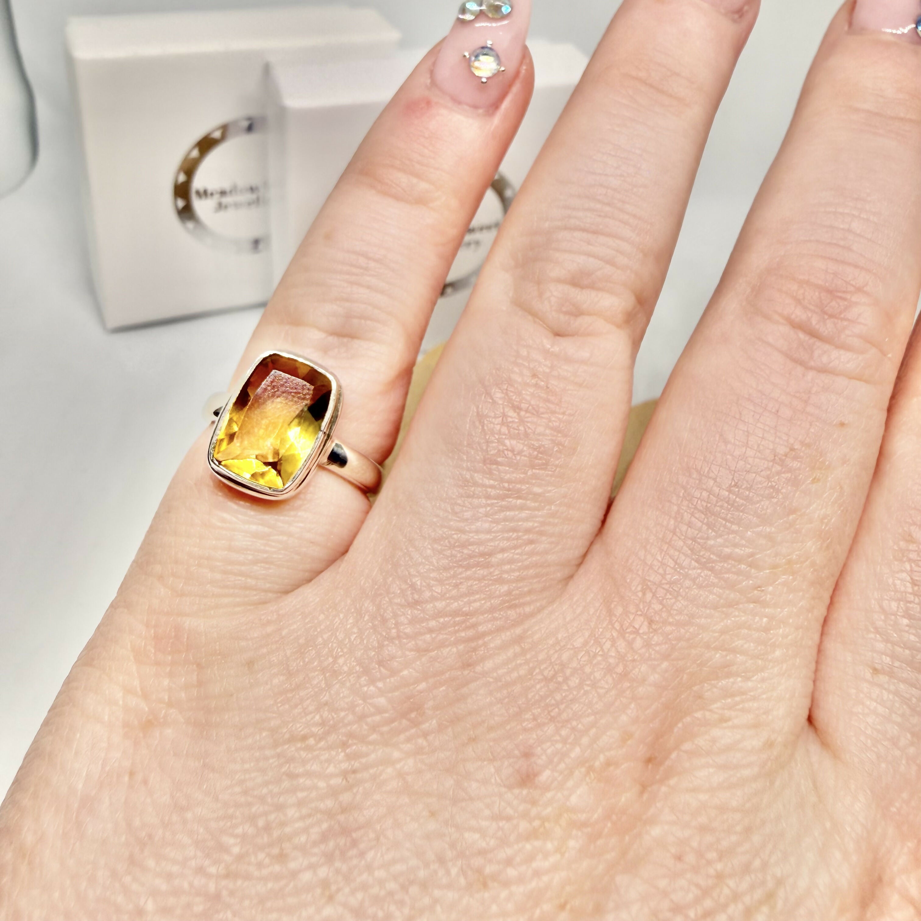 CITRINE RECTANGLE RING SIZE L