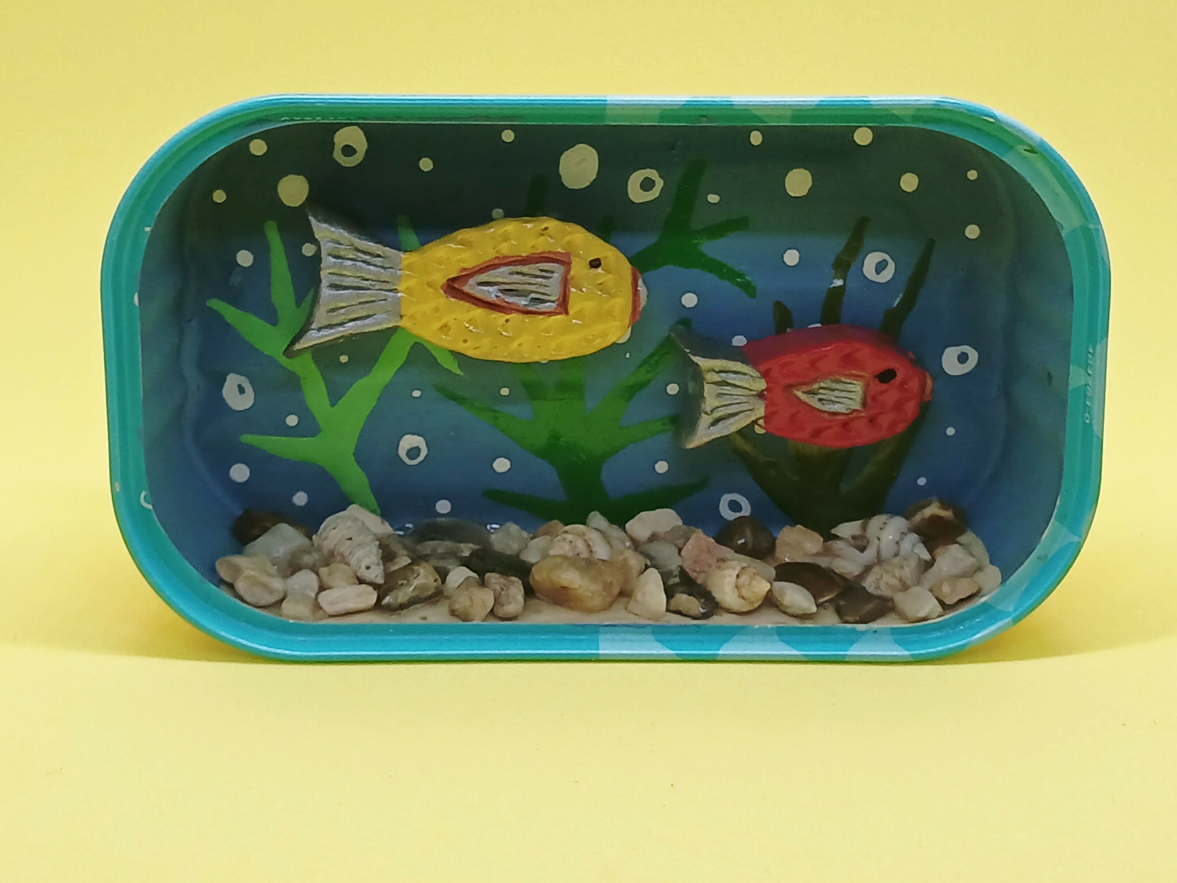 Fish Desk Pet/ Buddy Tin