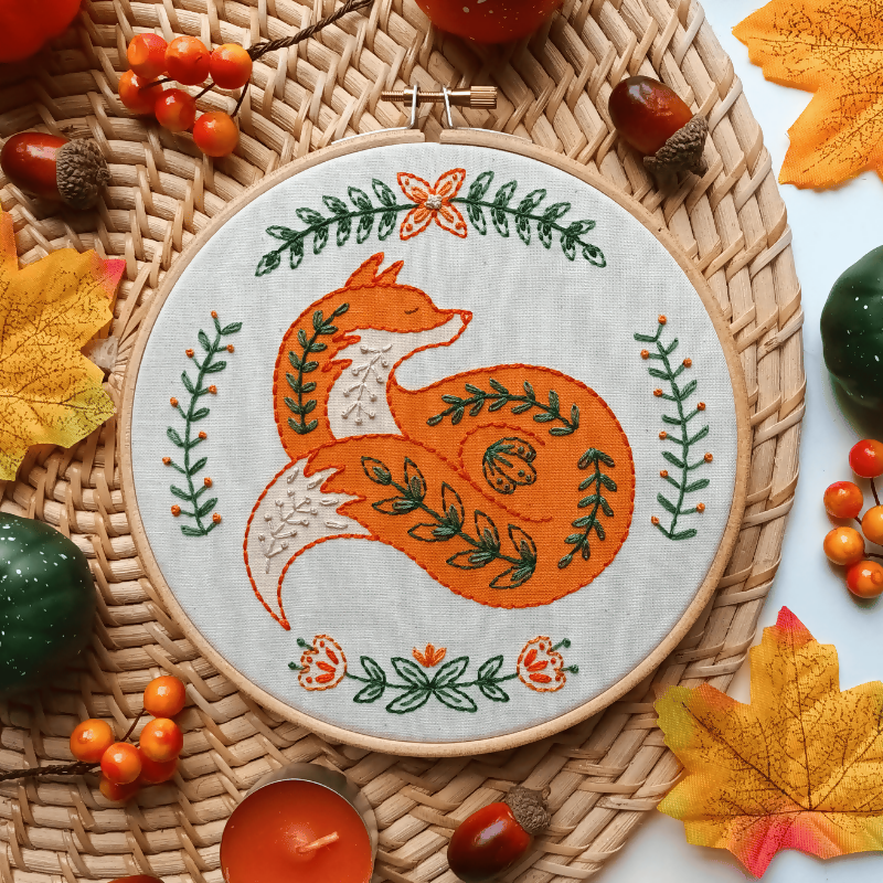 Preprinted embroidery pattern for beginners - Folk fox