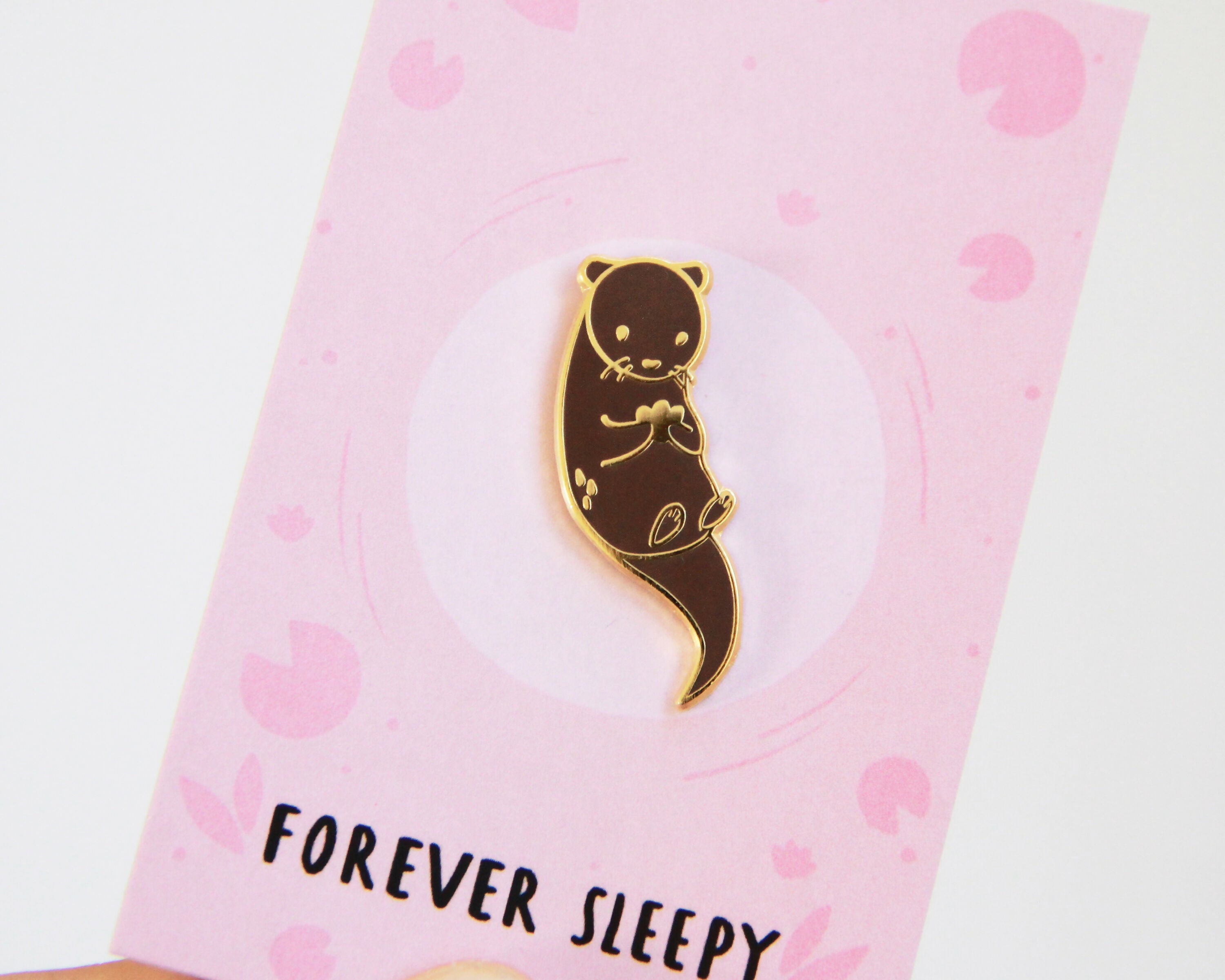 Otter with Shell - Enamel Pin