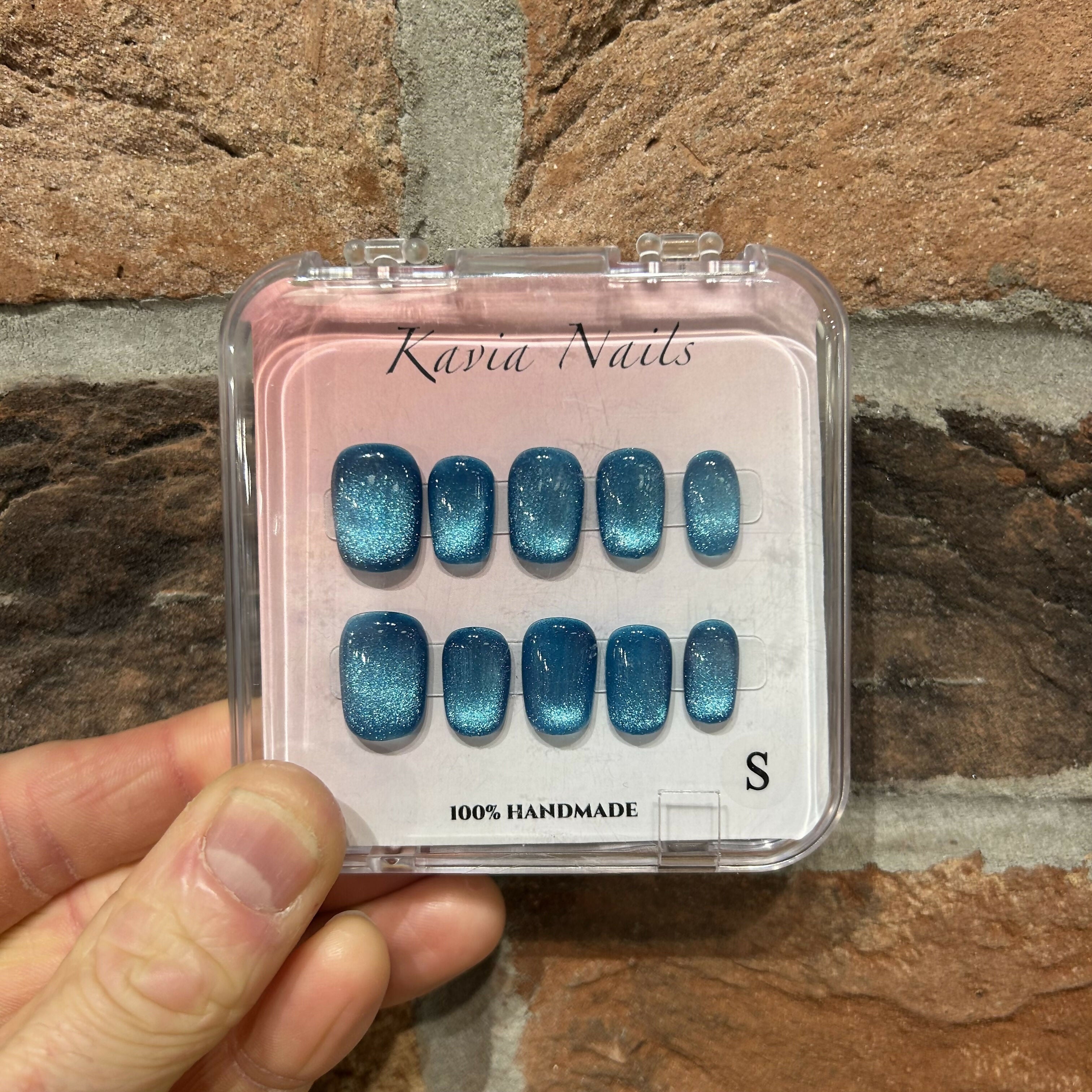 Maldives Cateye - Handmade Press On Nails