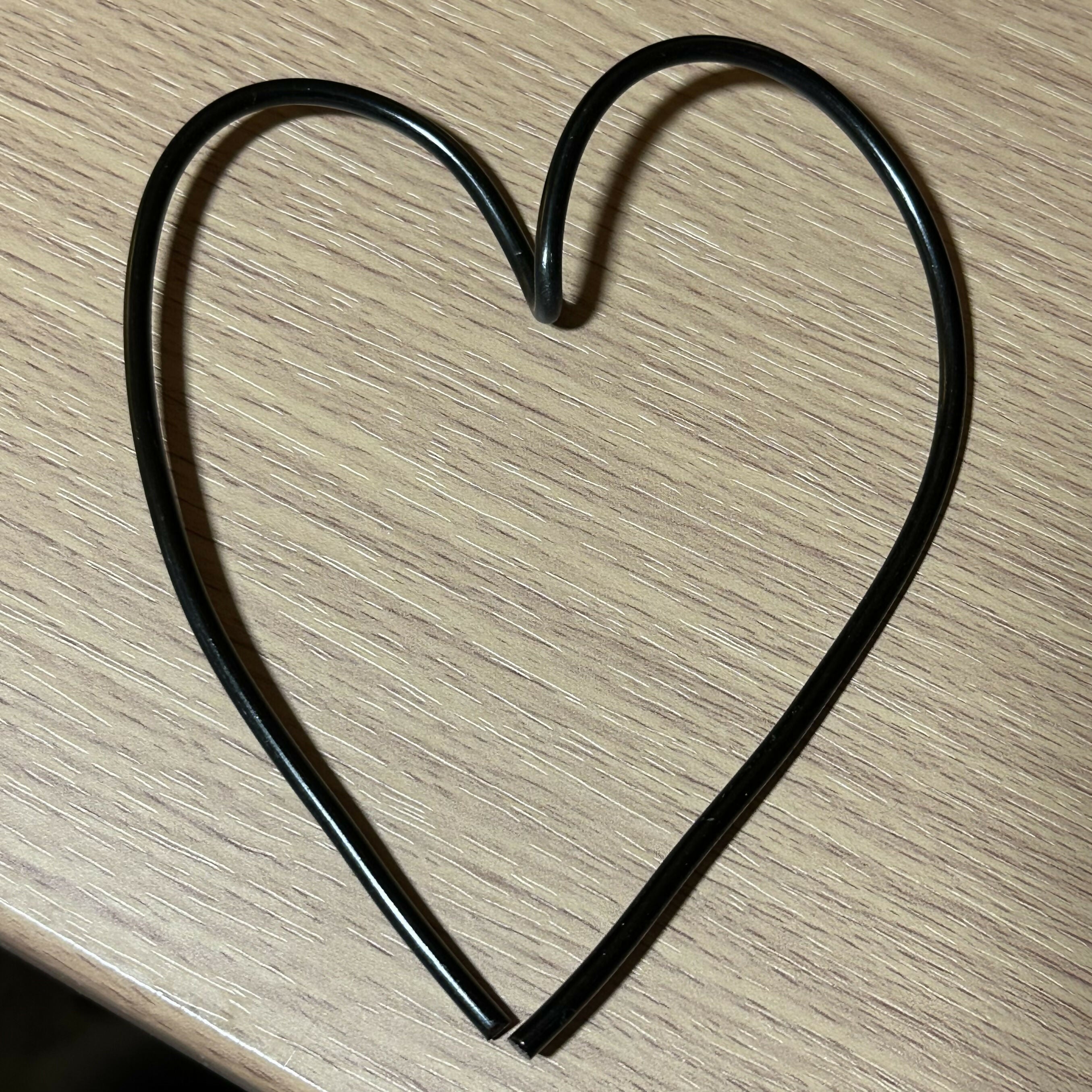 Black Wire Heart