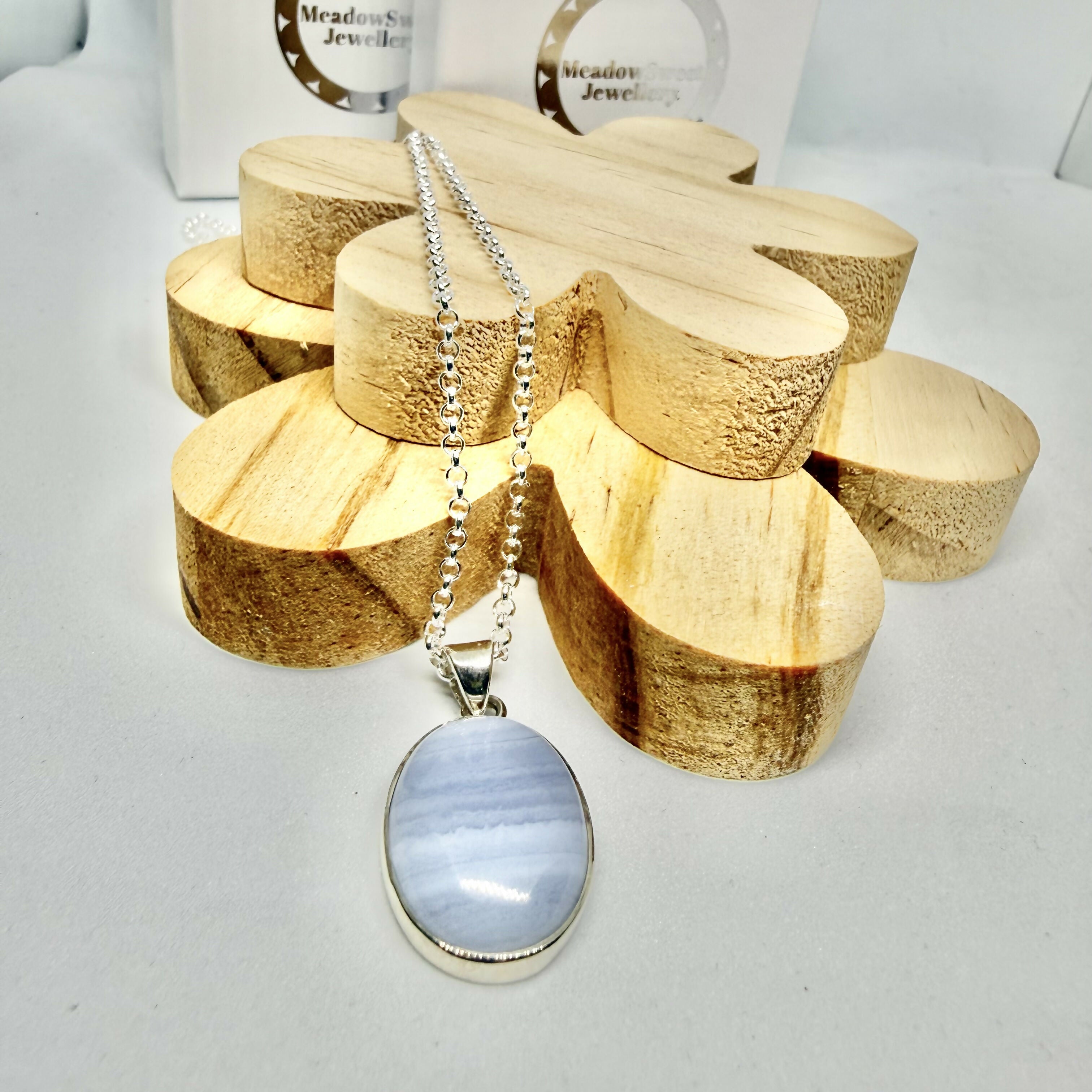 BLUE LACE AGATE NECKLACE