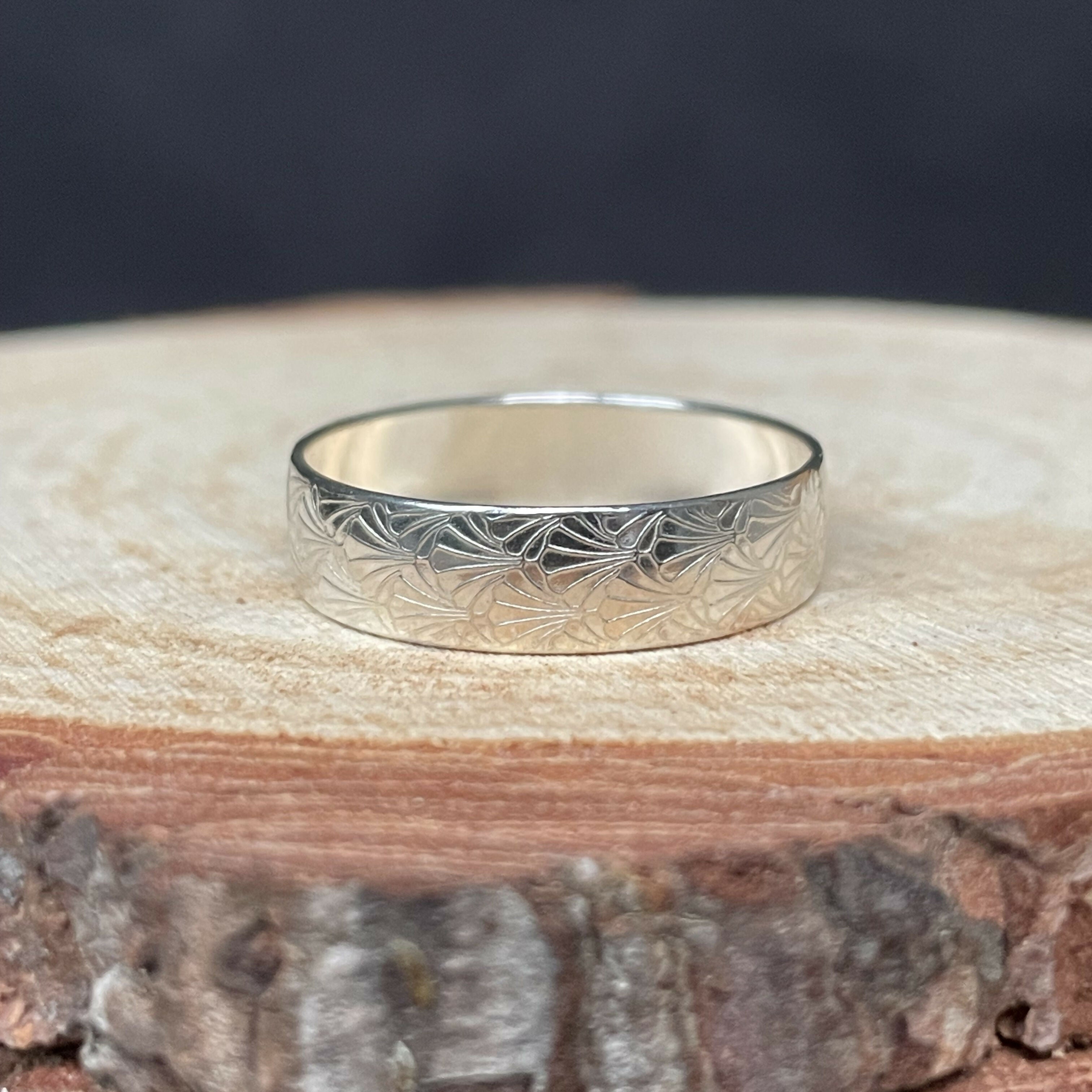 Sterling Silver Patterned Ring (Size Y)