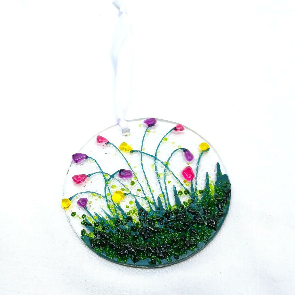 Fused Glass Hanging Circle Decoration (Pinks)