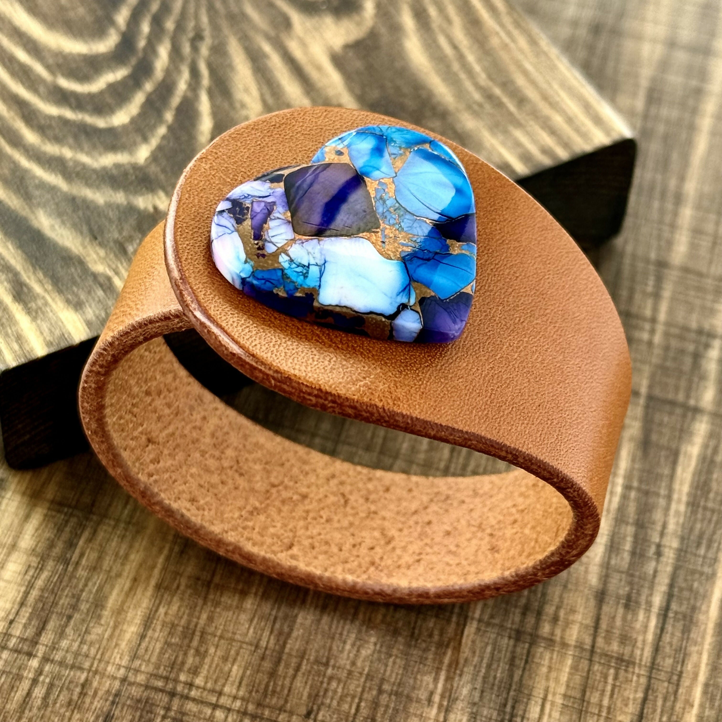 Handcrafted Natural Leather & Heart-Shaped Ice Dahlia Turquoise Gemstone Bracelet - Size S or M