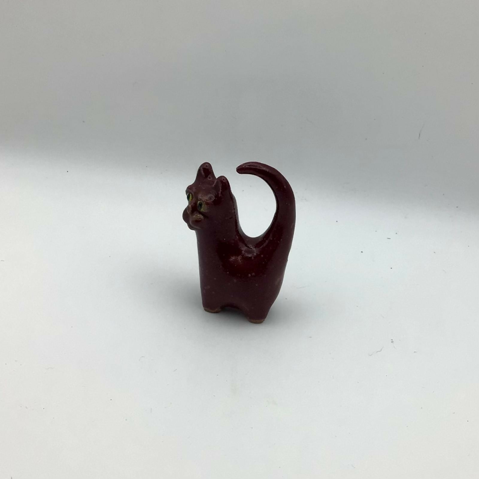 Little Plum Cat