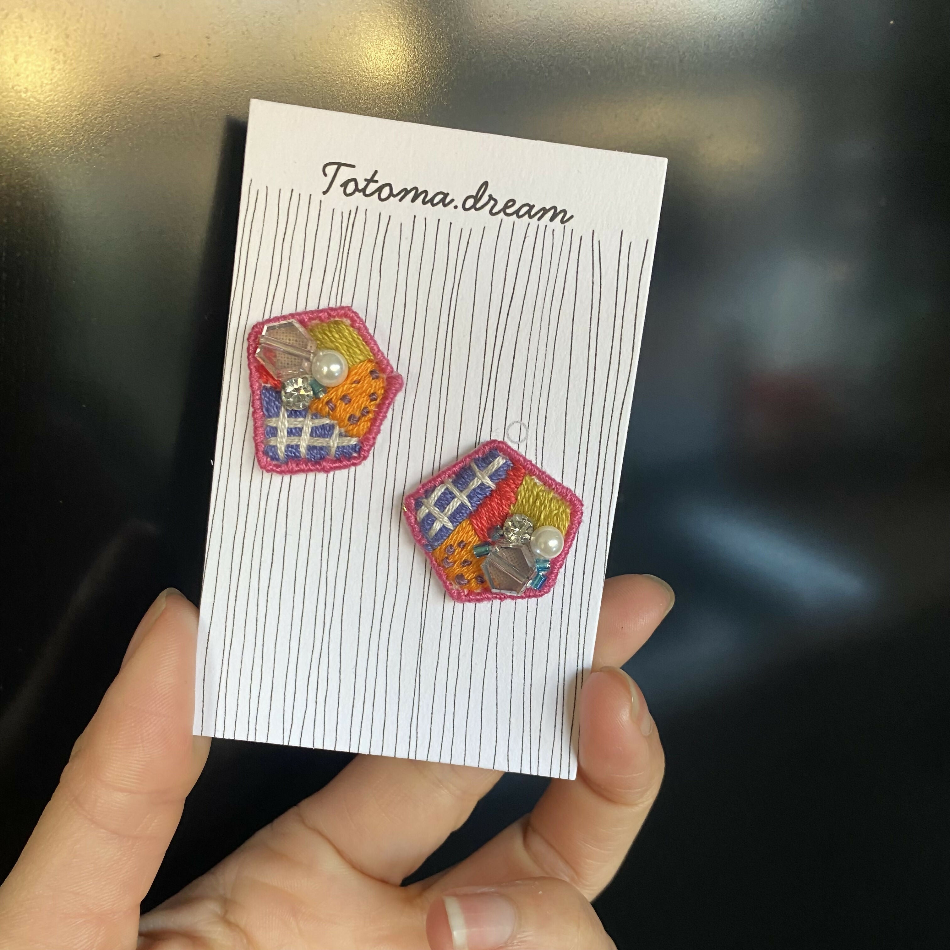 Embroidery Earrings (Geometric)