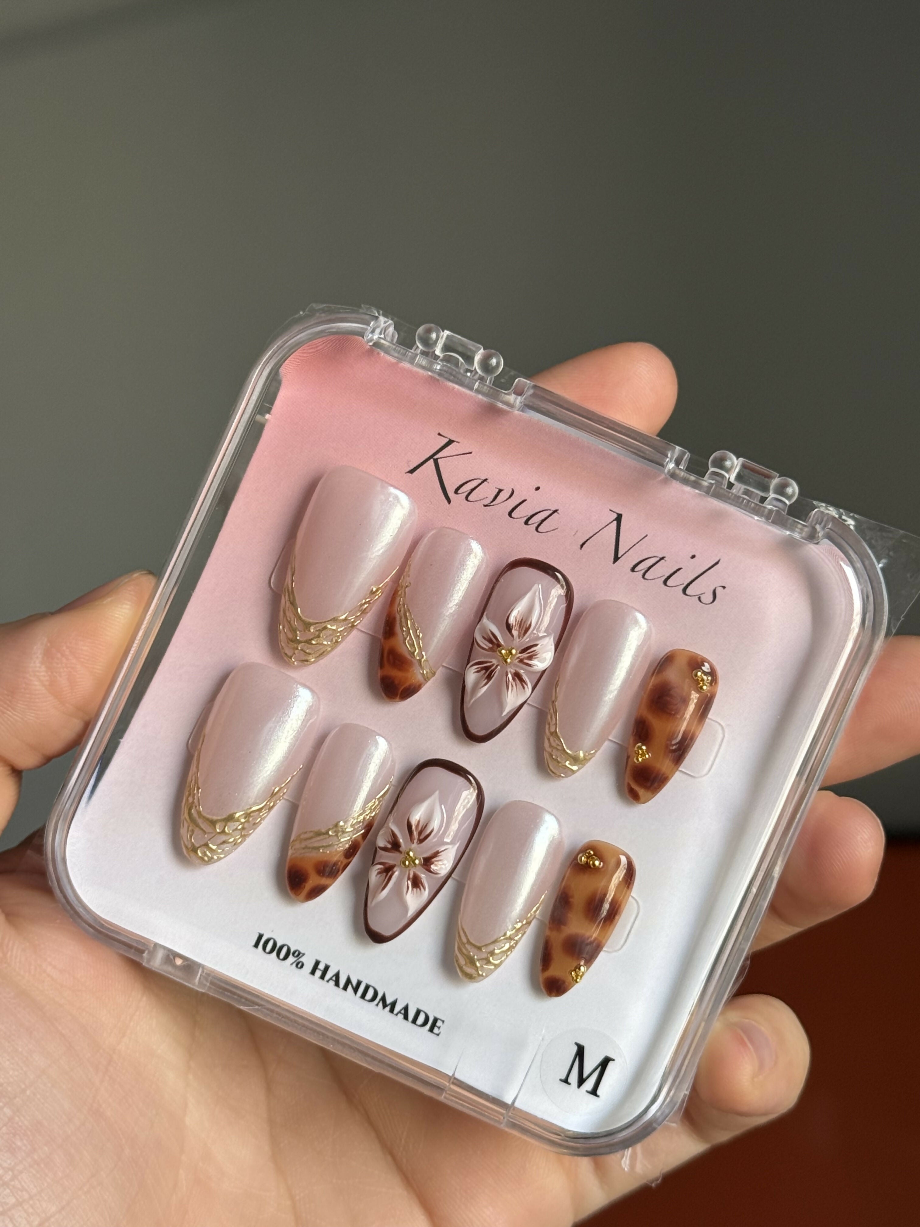 Leopard Gold - Reusable press-on nails