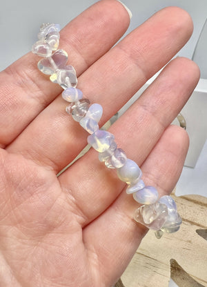 Opal glass chip bracelet