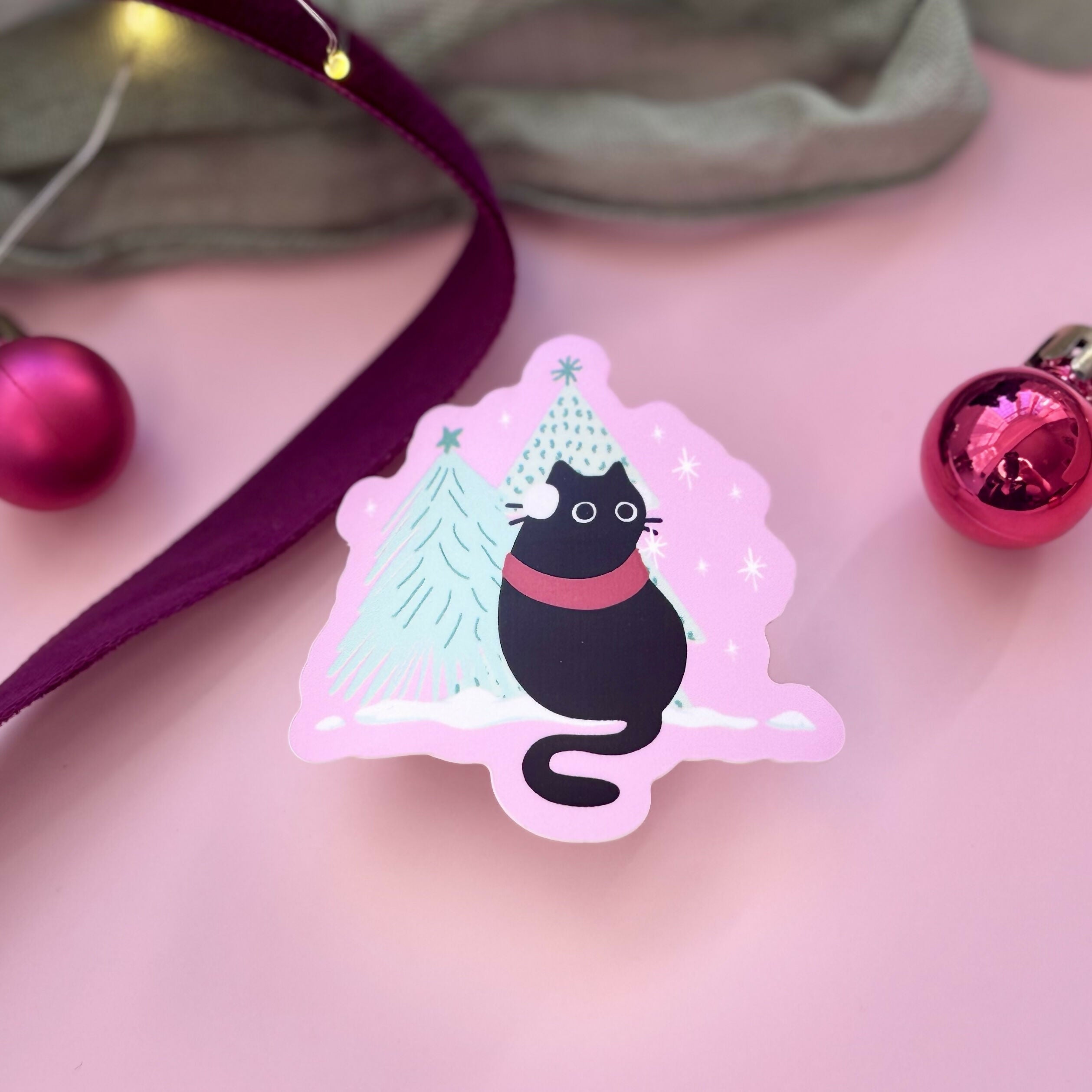 Die-Cut Sticker - Cosy Christmas Kitty