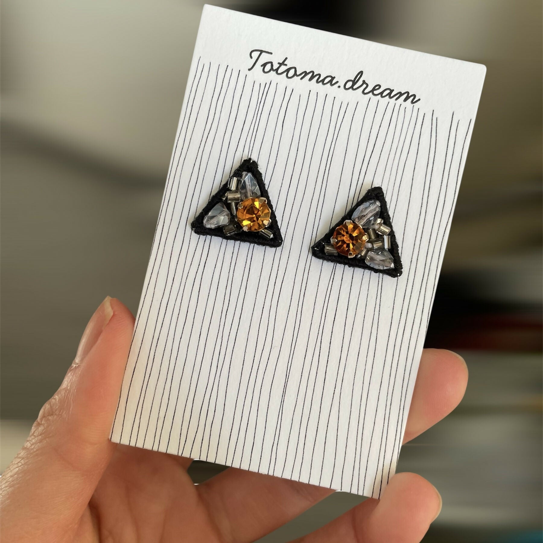 Crystal Embroidery Earrings (Triangle)