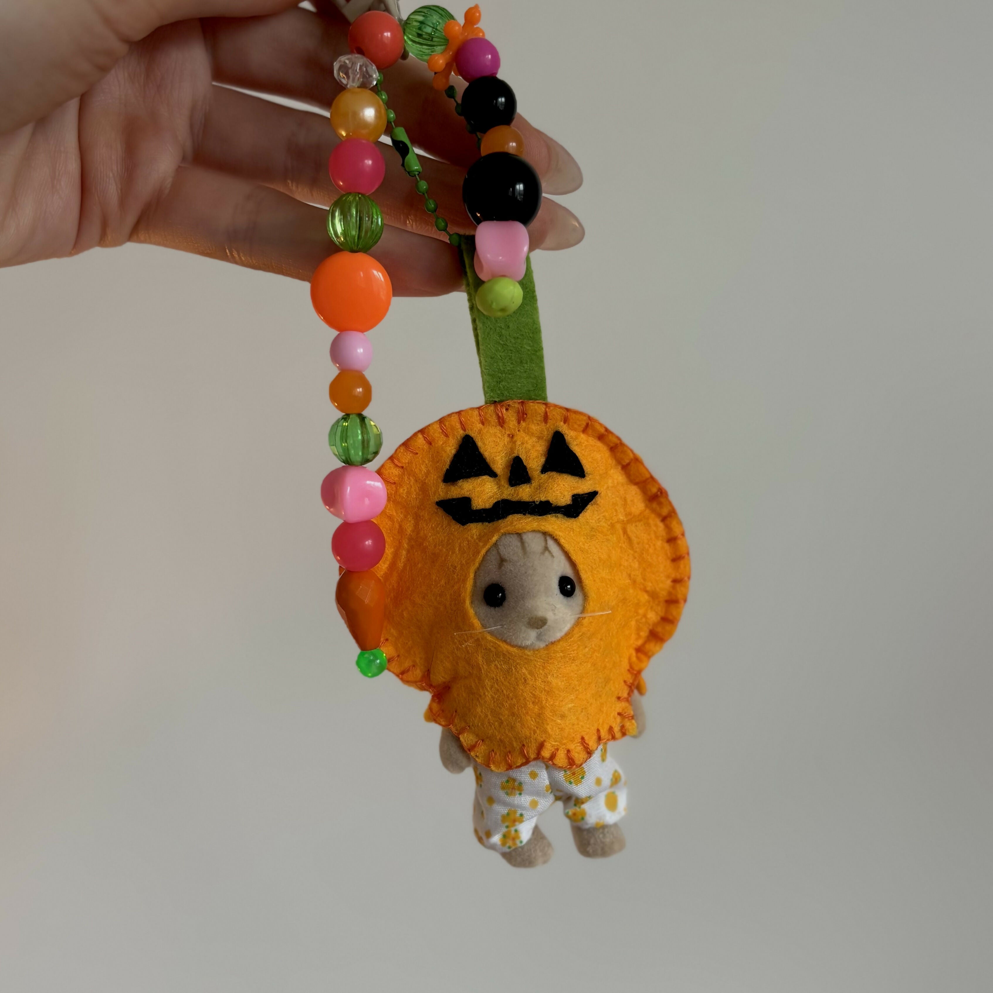Orange Pumpkin Cat Felt Keyring