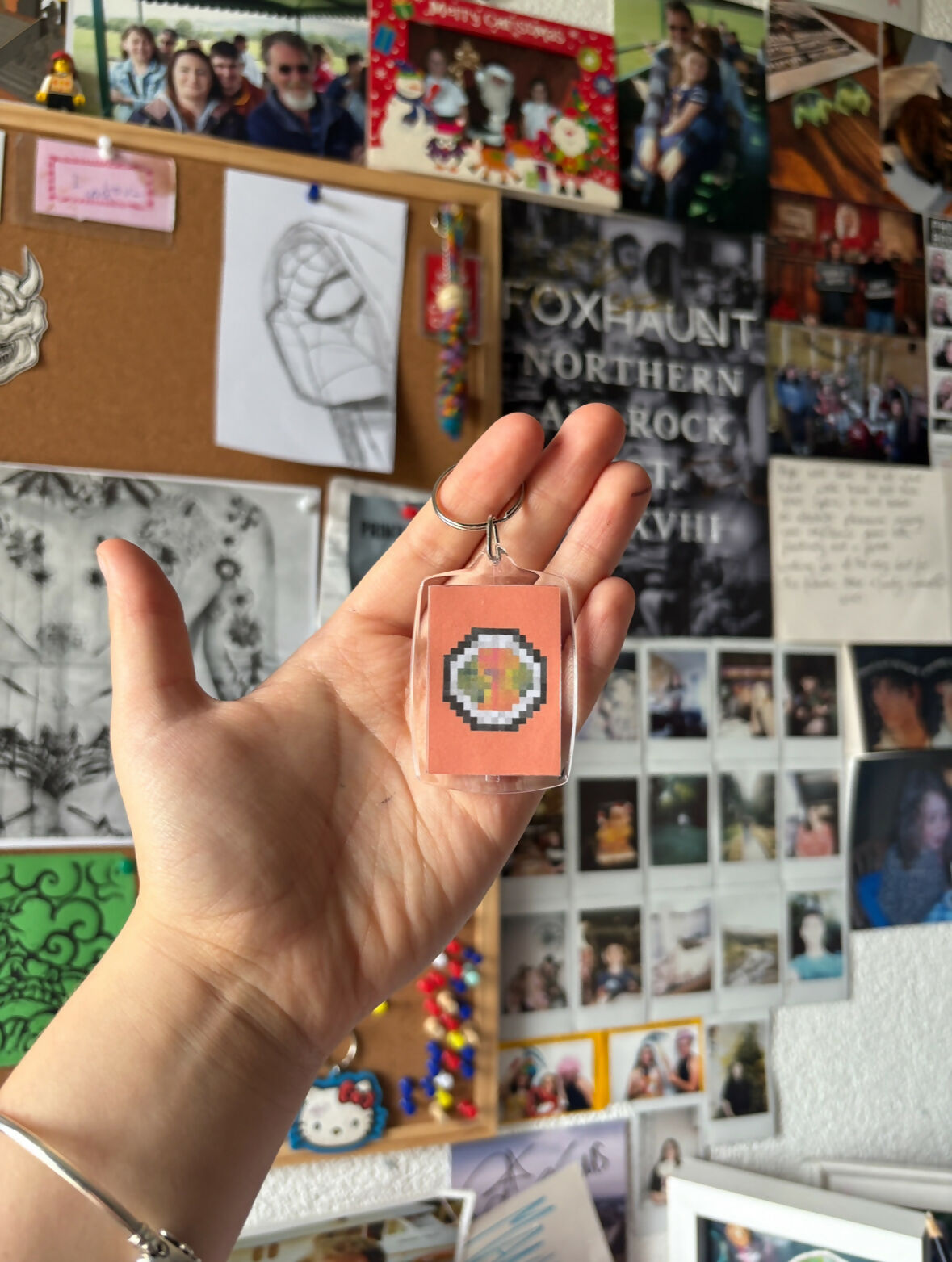 Pixel Salmon Sushi Keyring - Variant 1