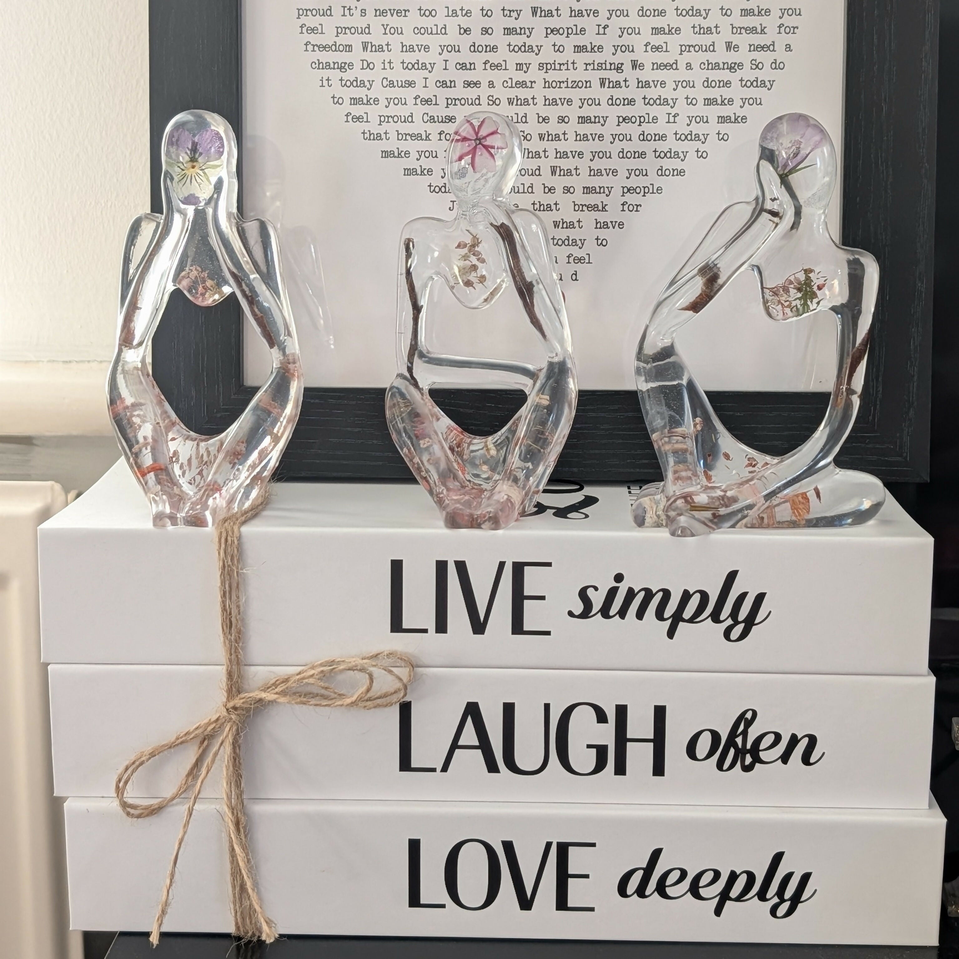 ABSTRACT THINKER STATUE – HANDMADE RESIN ART DECOR
