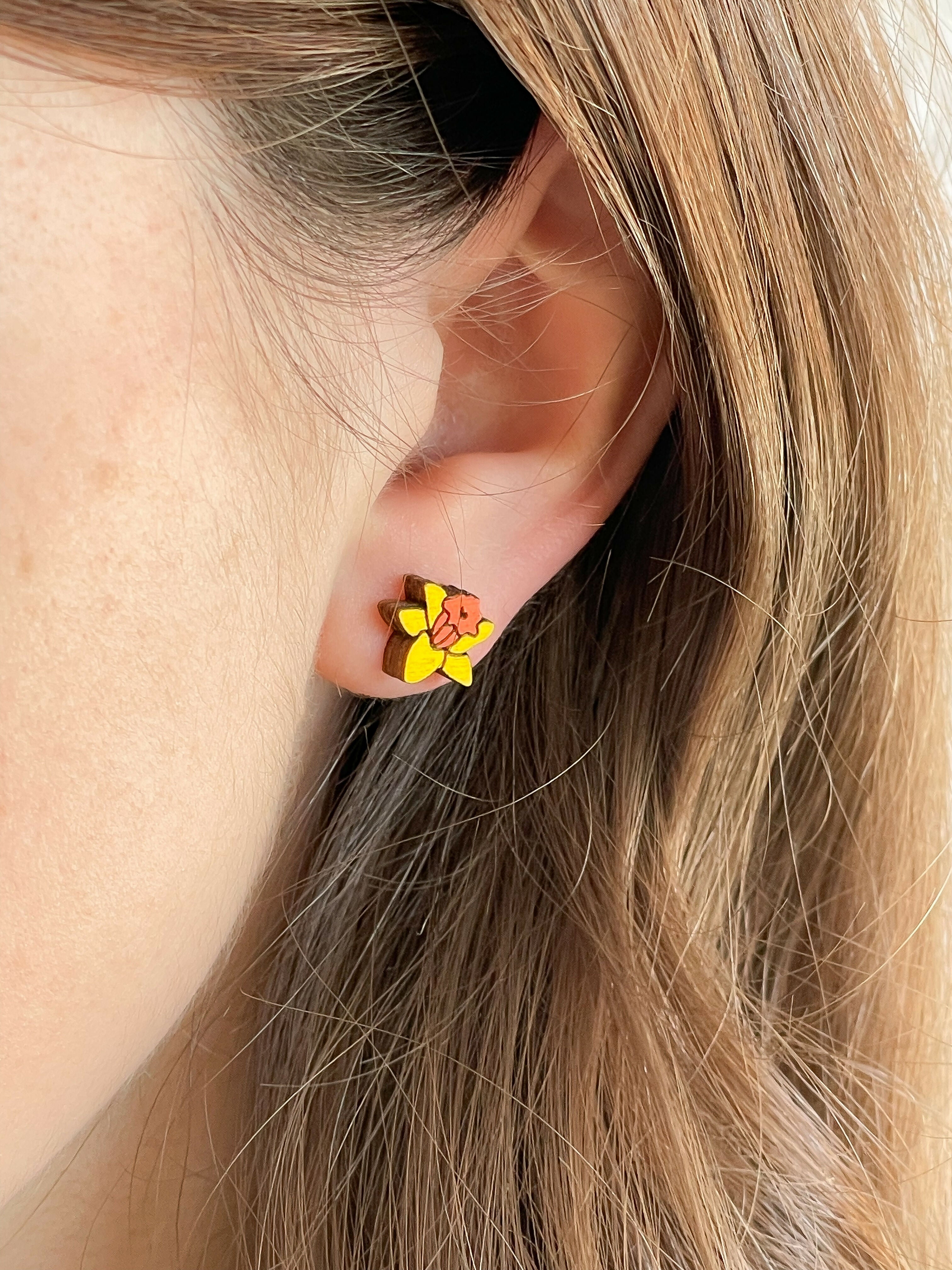 Daffodil Stud Earrings